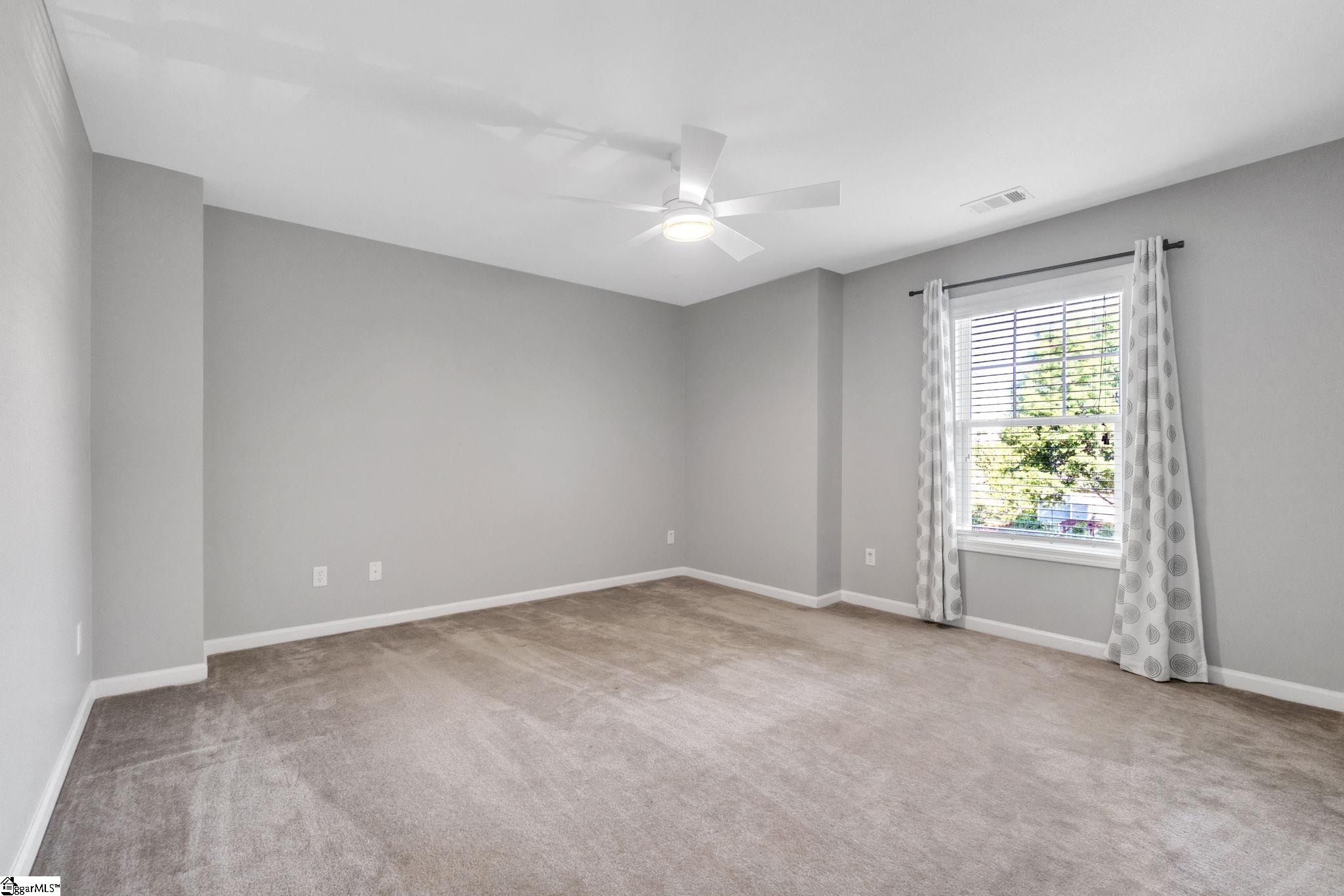 14 Kinderwood Court