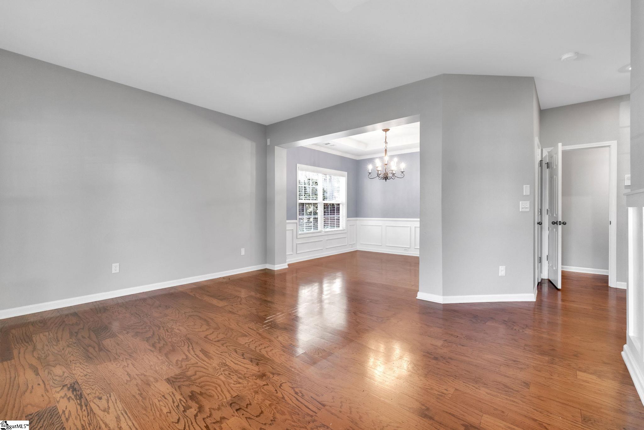 14 Kinderwood Court