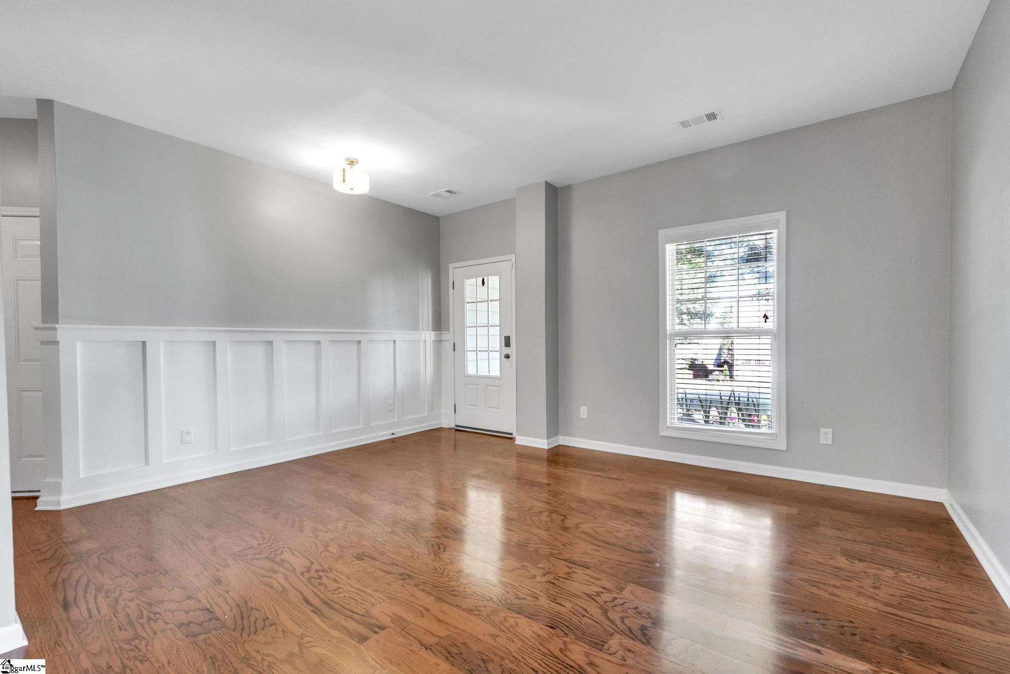 14 Kinderwood Court