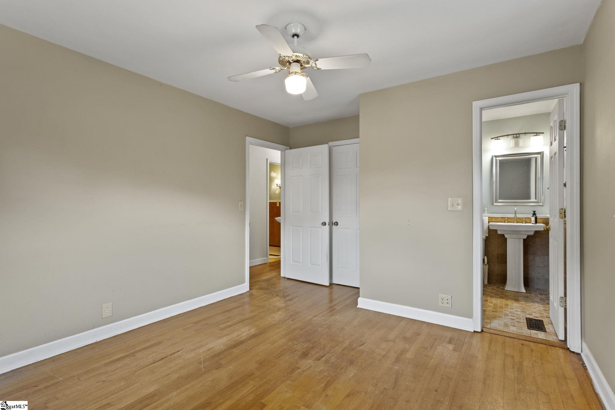 121 Oak Hill Drive