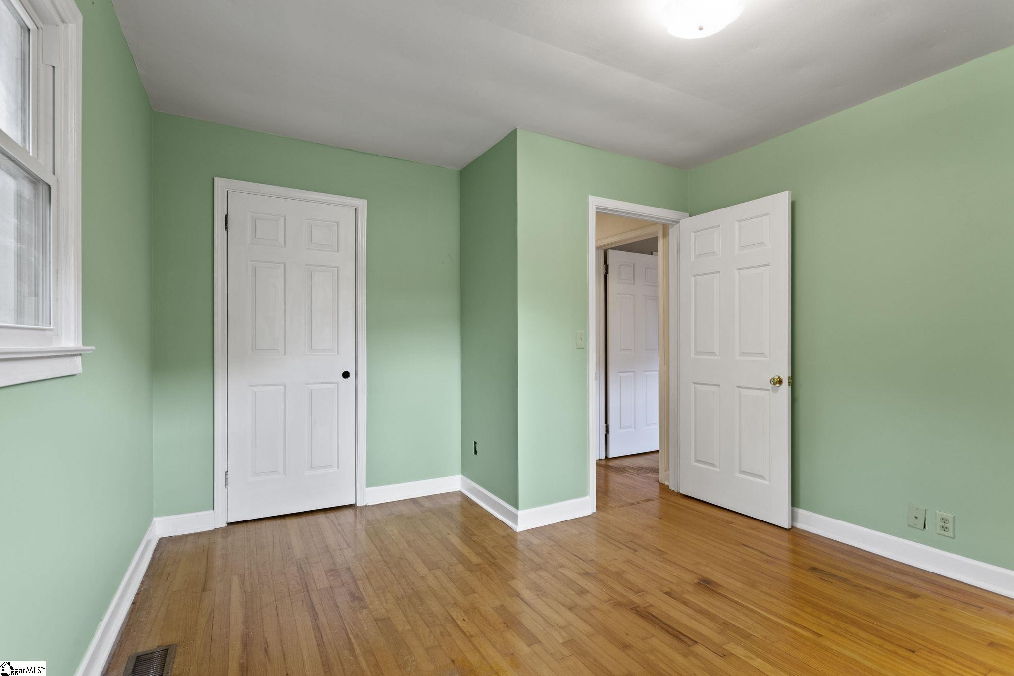 121 Oak Hill Drive