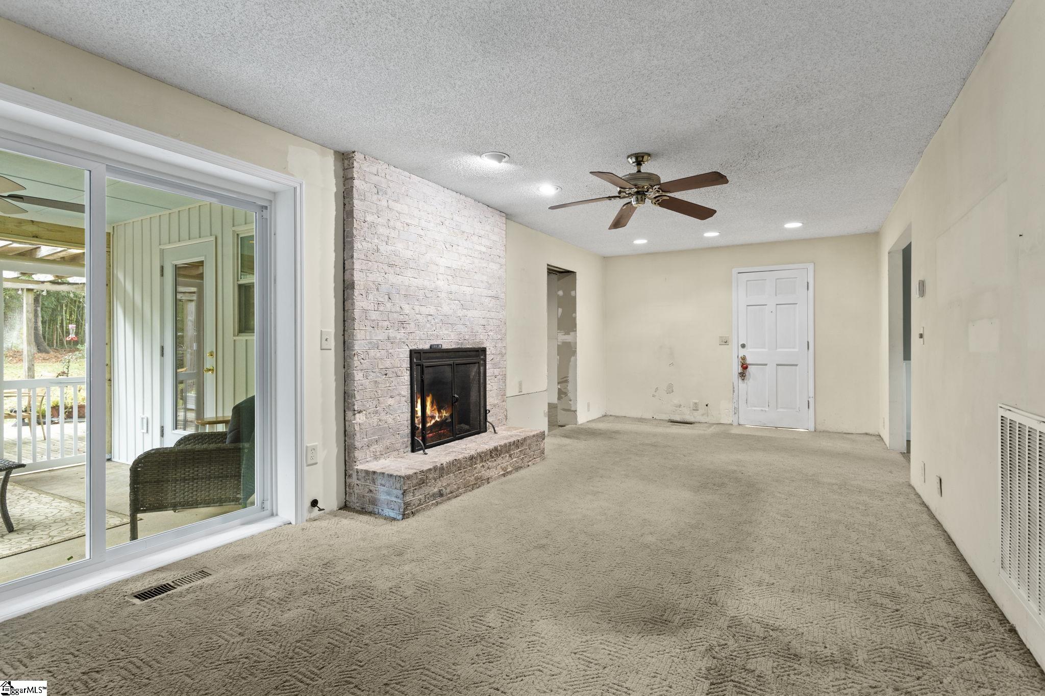 121 Oak Hill Drive