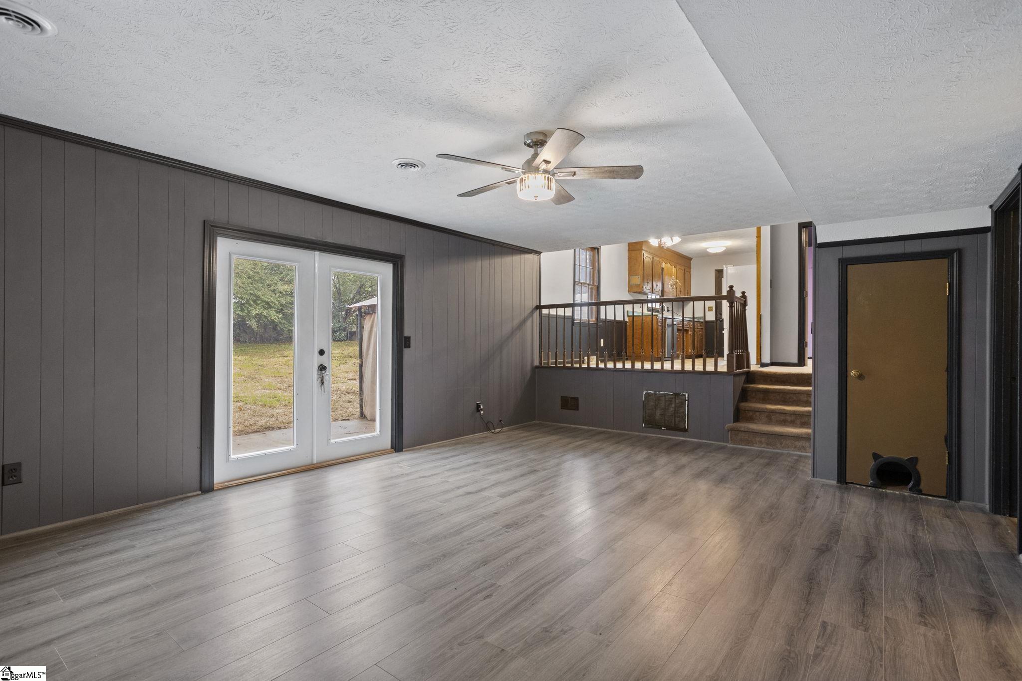 108 Beaverdale Court