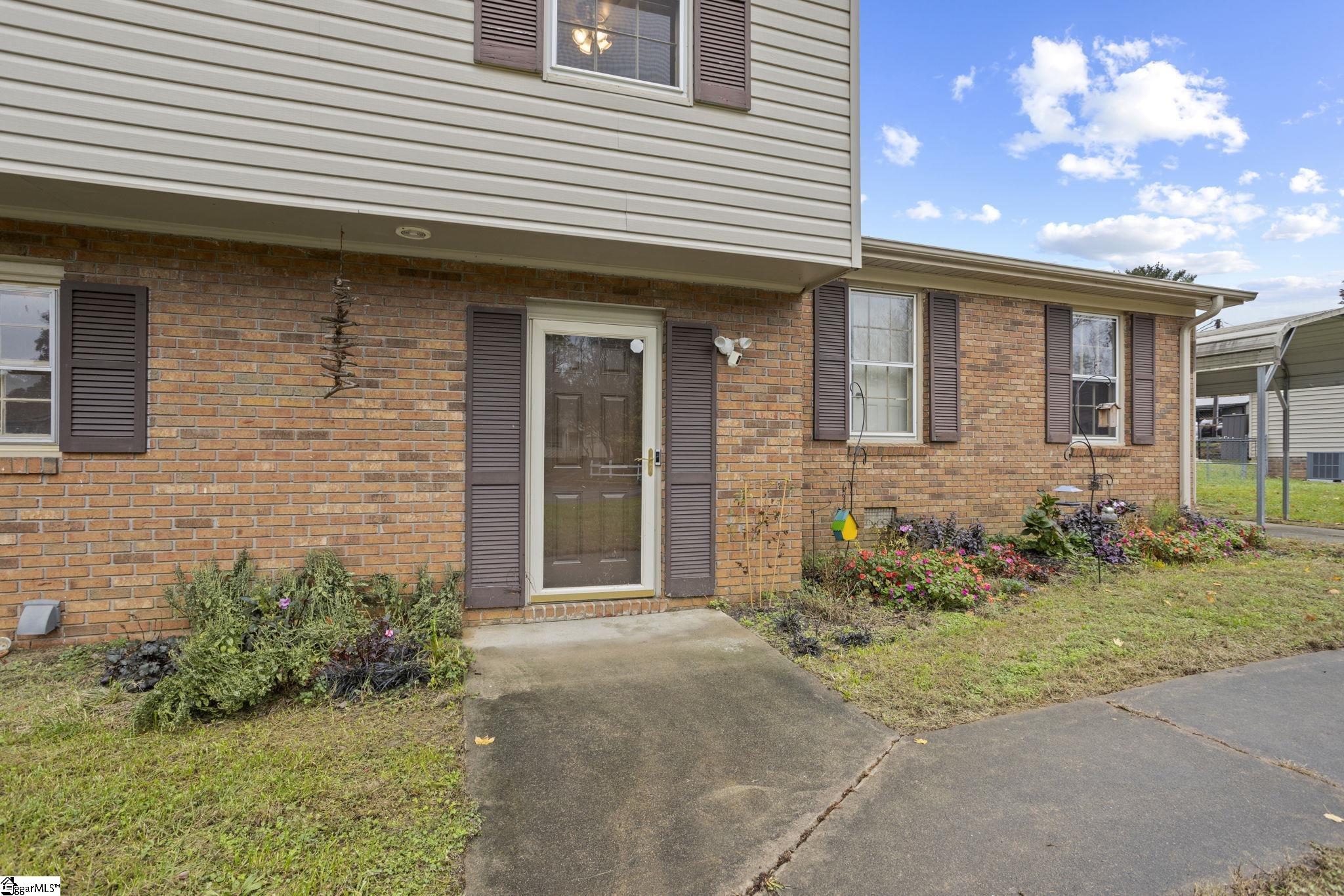 108 Beaverdale Court