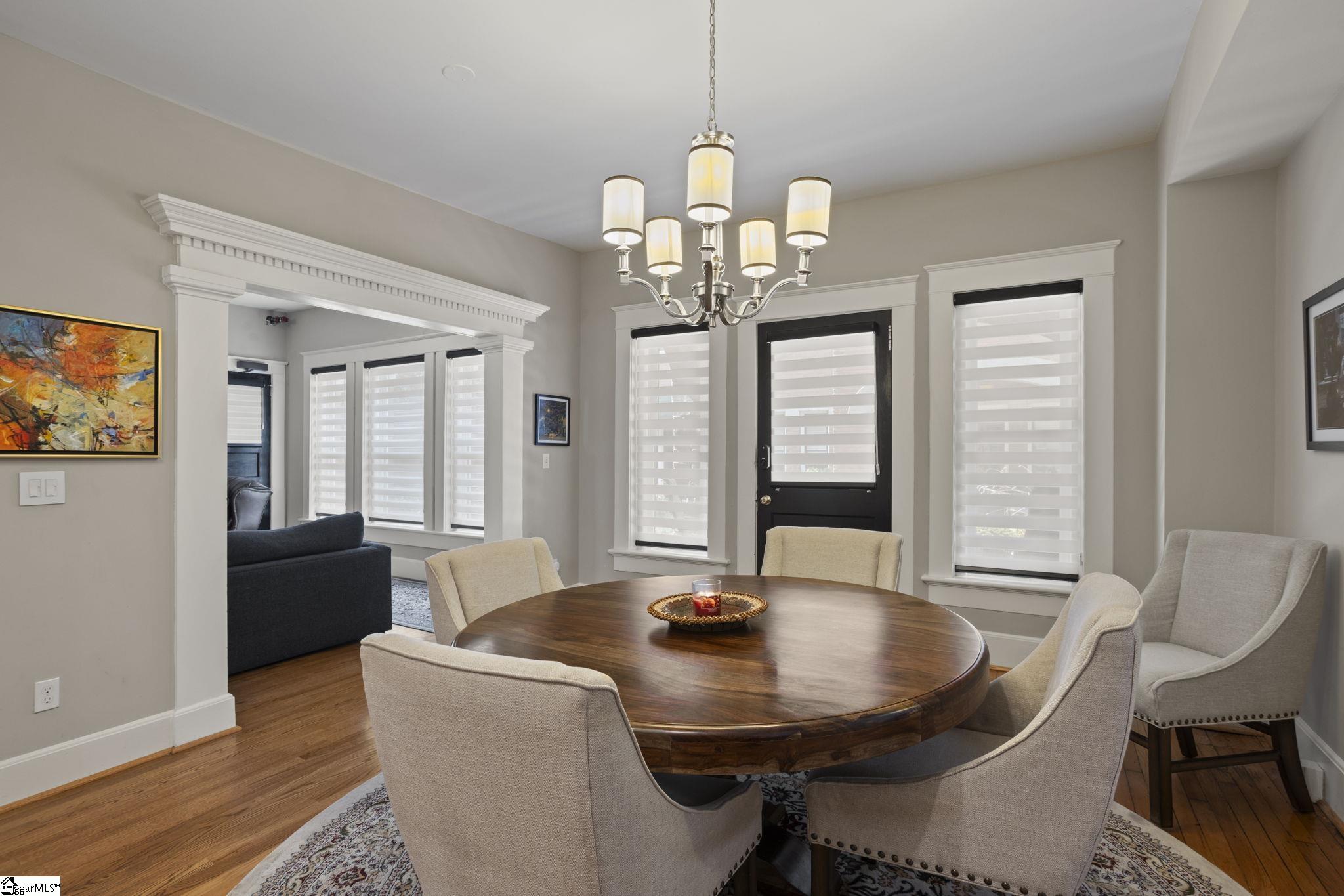 400 E Washington Street Unit 3