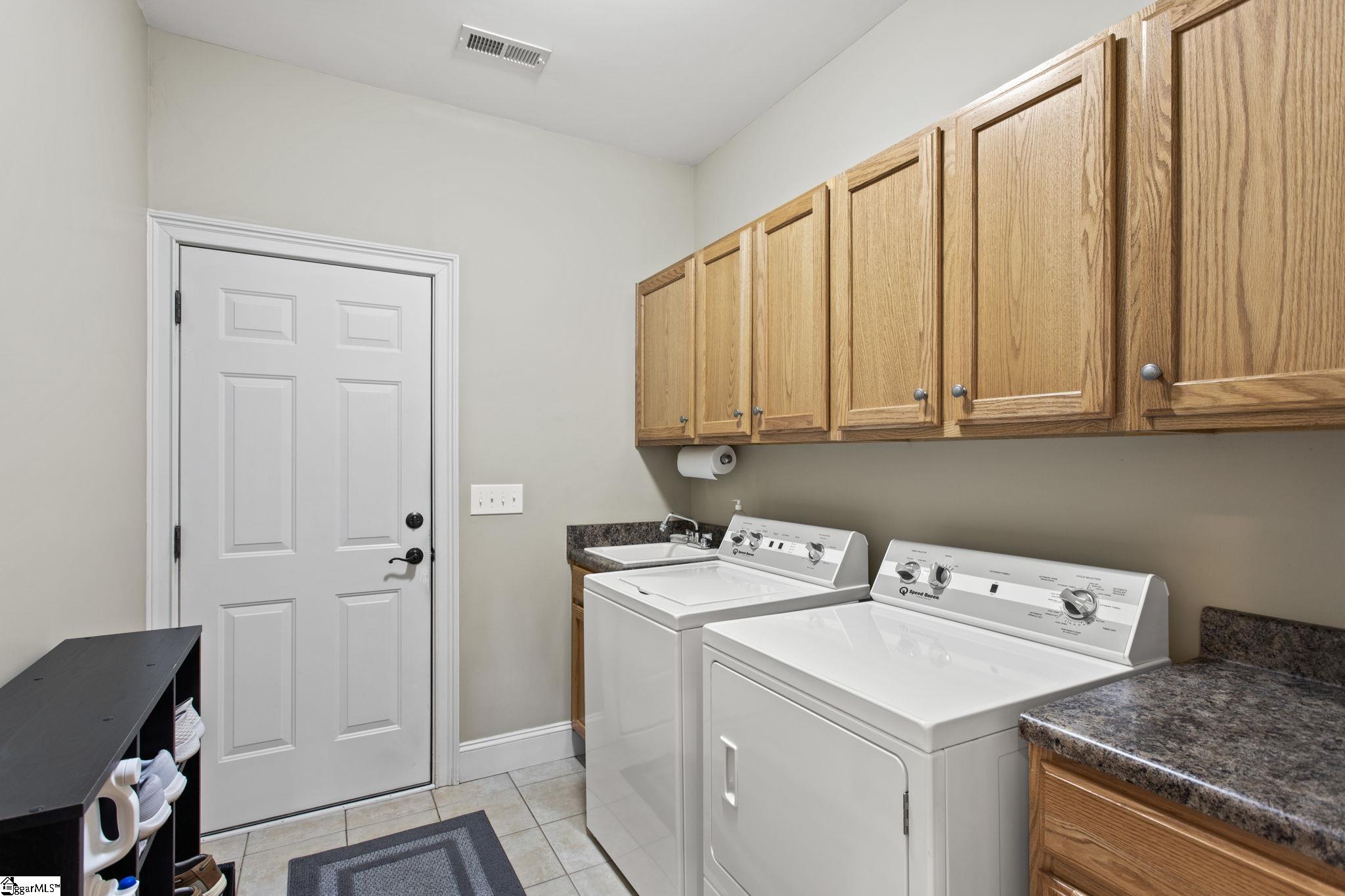 5 Cayanne Court