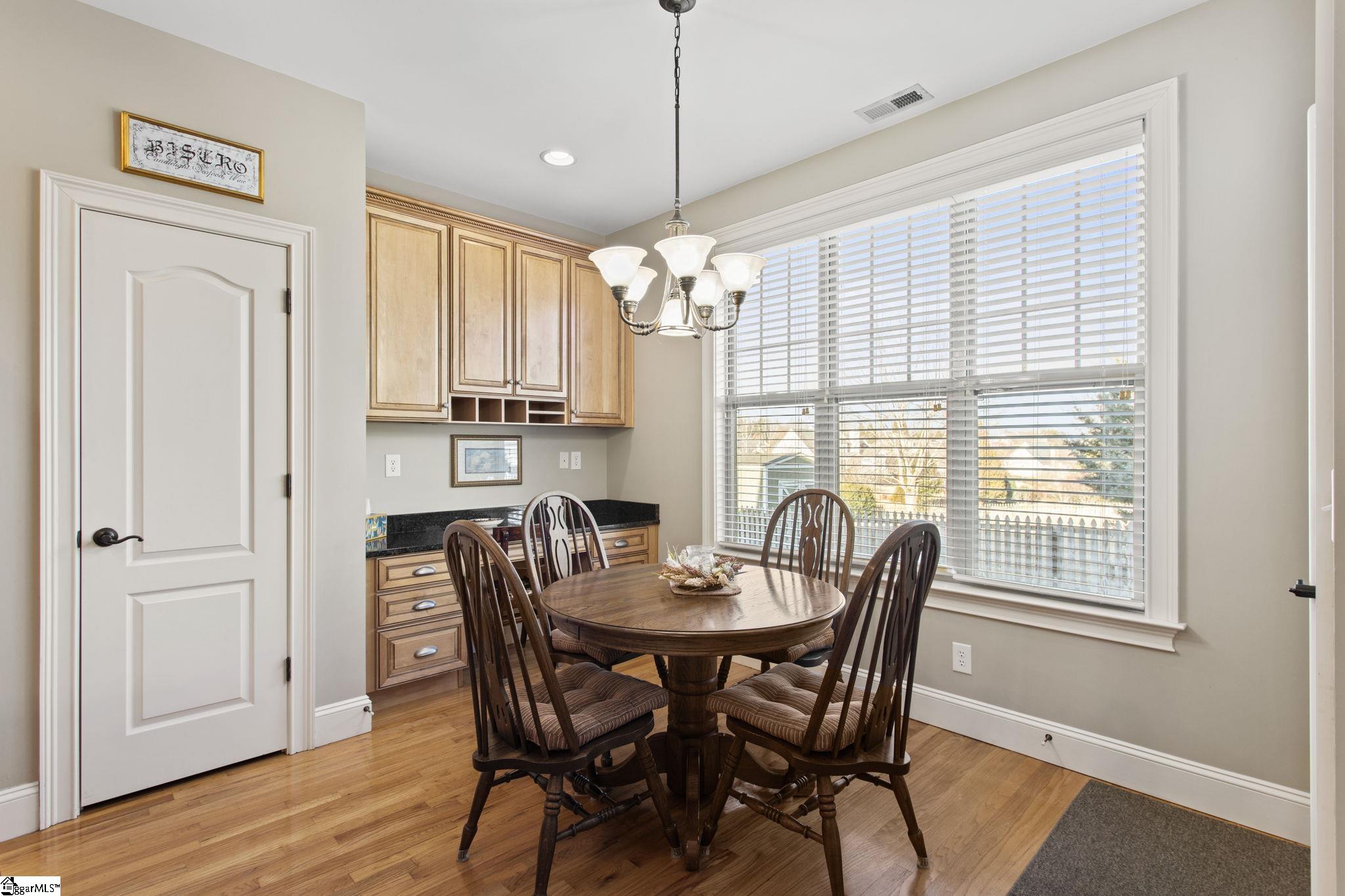 5 Cayanne Court