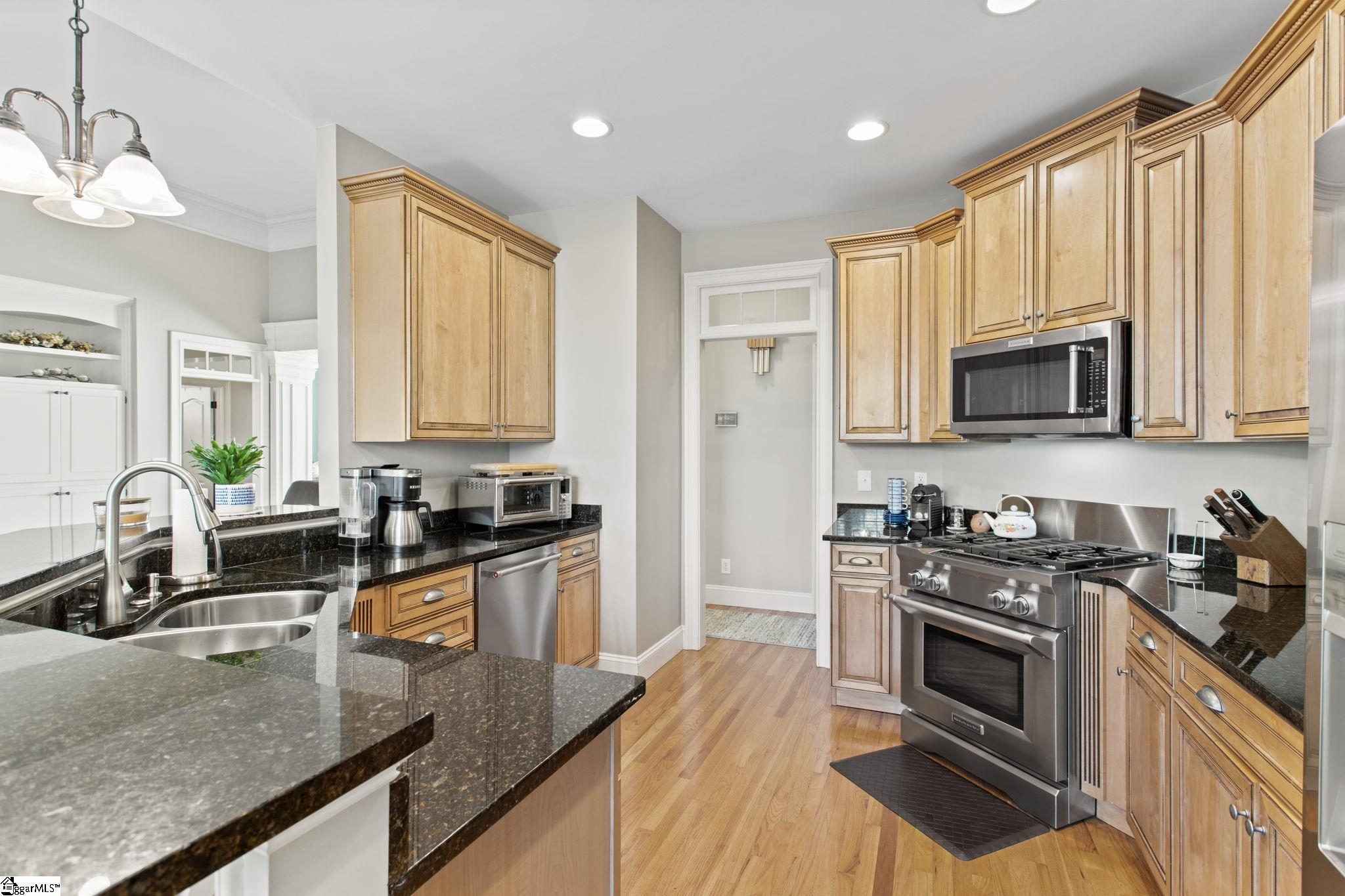 5 Cayanne Court