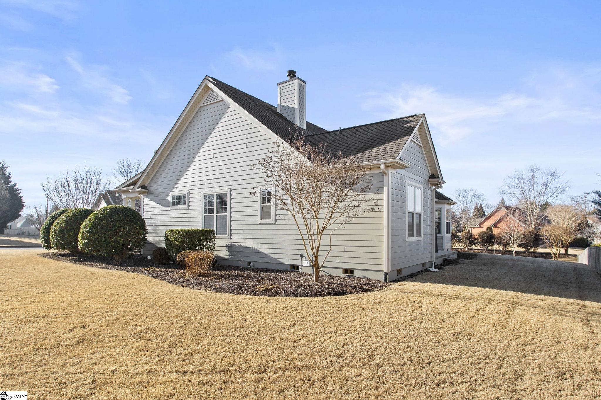 5 Cayanne Court