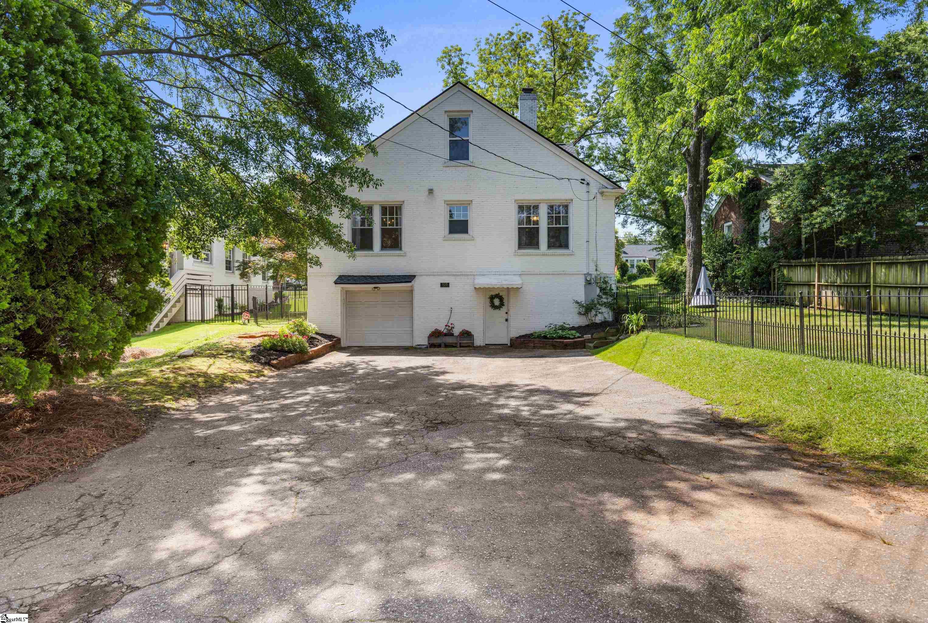 105 E Faris Road