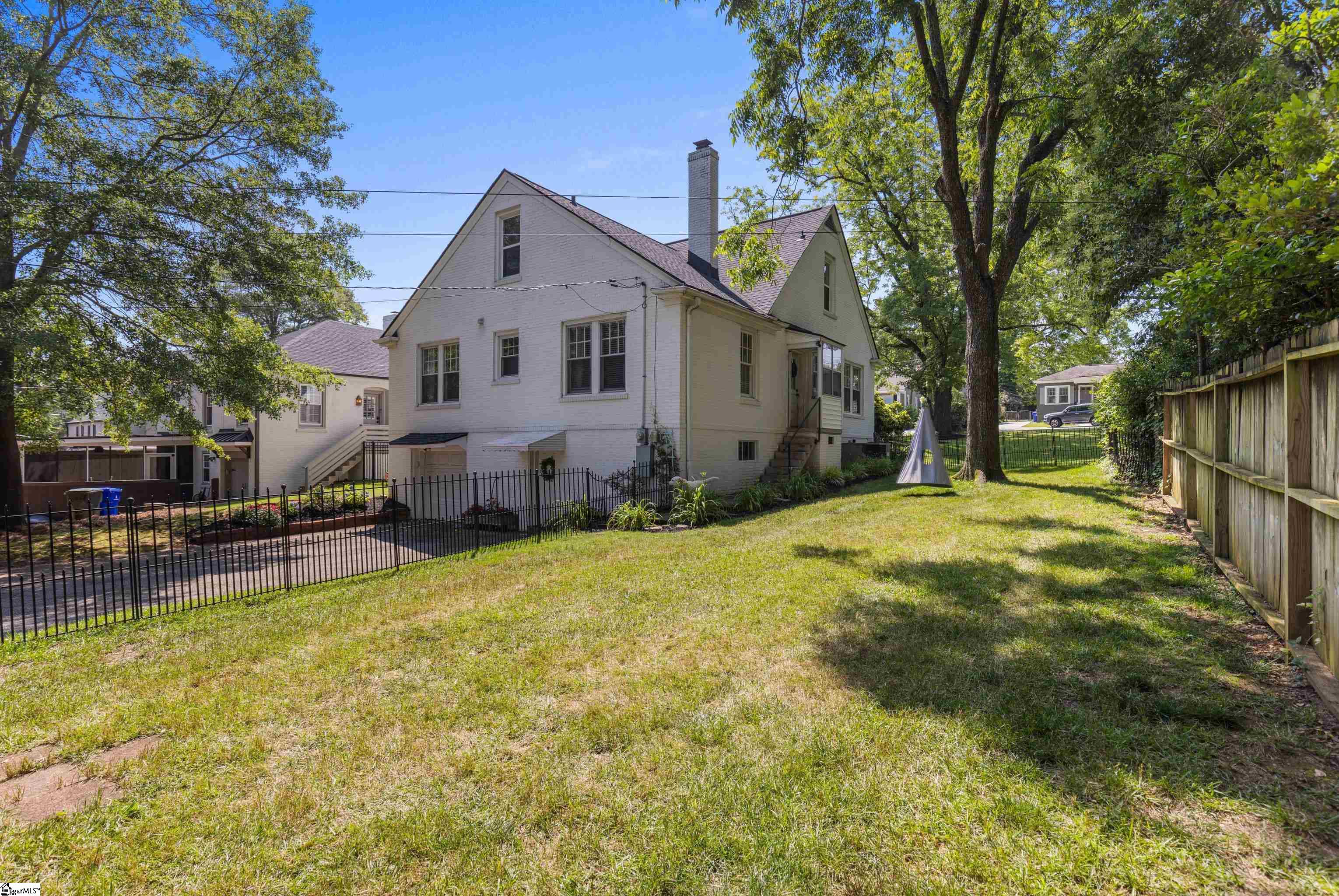 105 E Faris Road