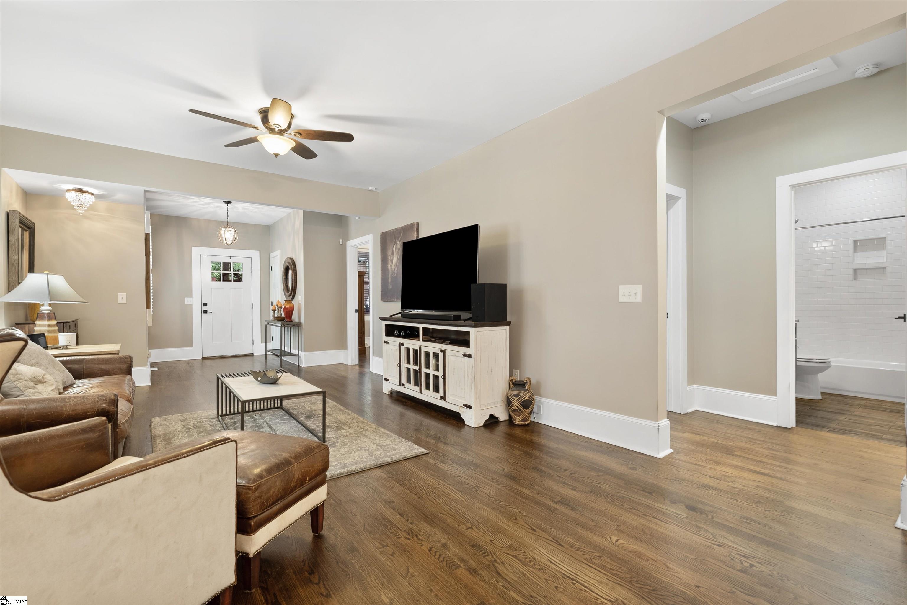 109 Ladson Street