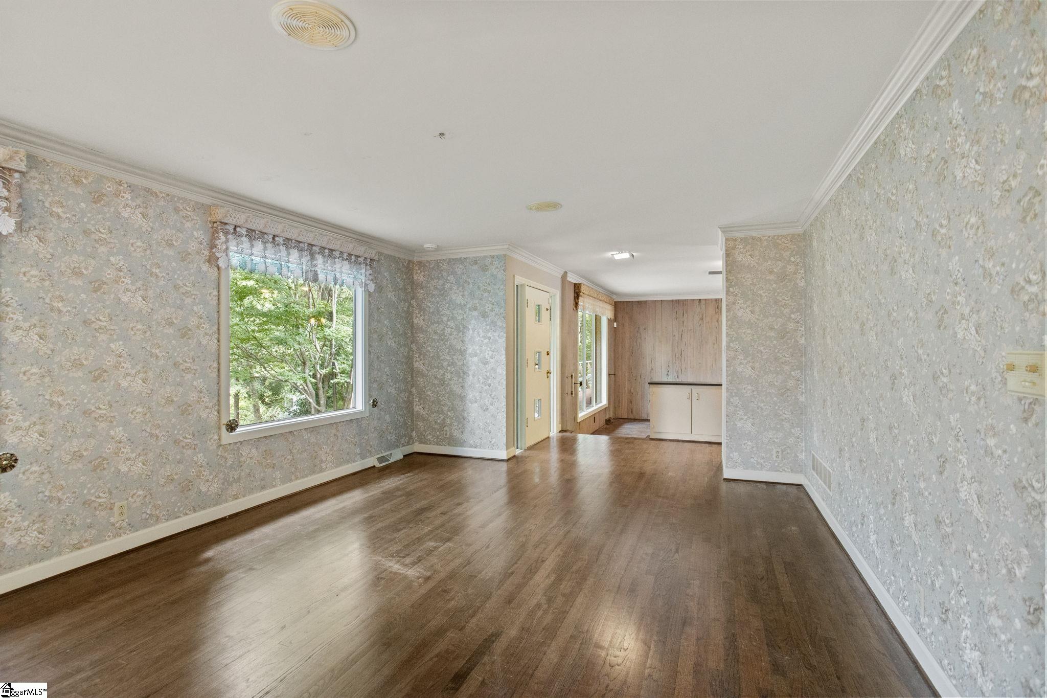 467 Henderson Road