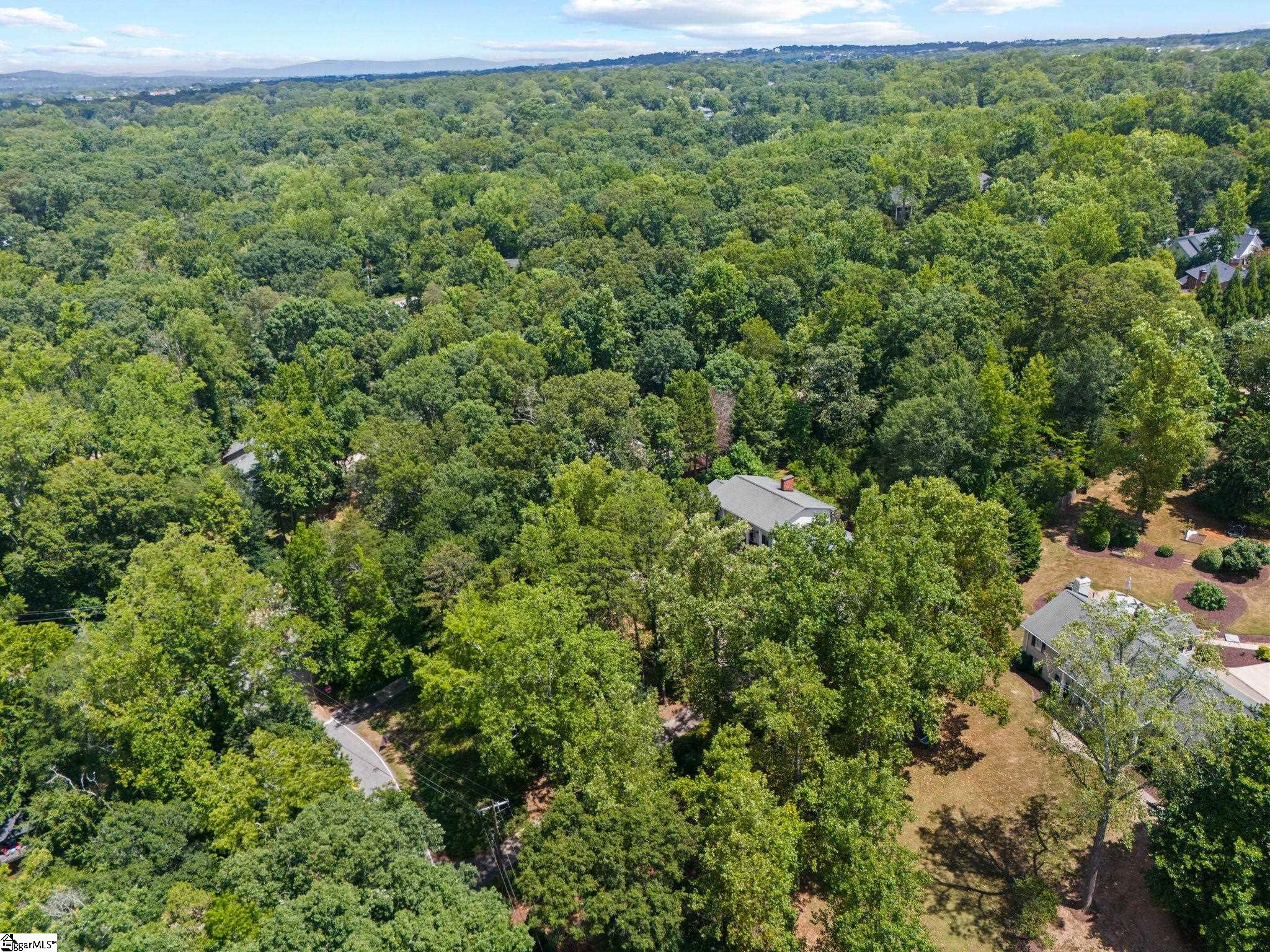 467 Henderson Road