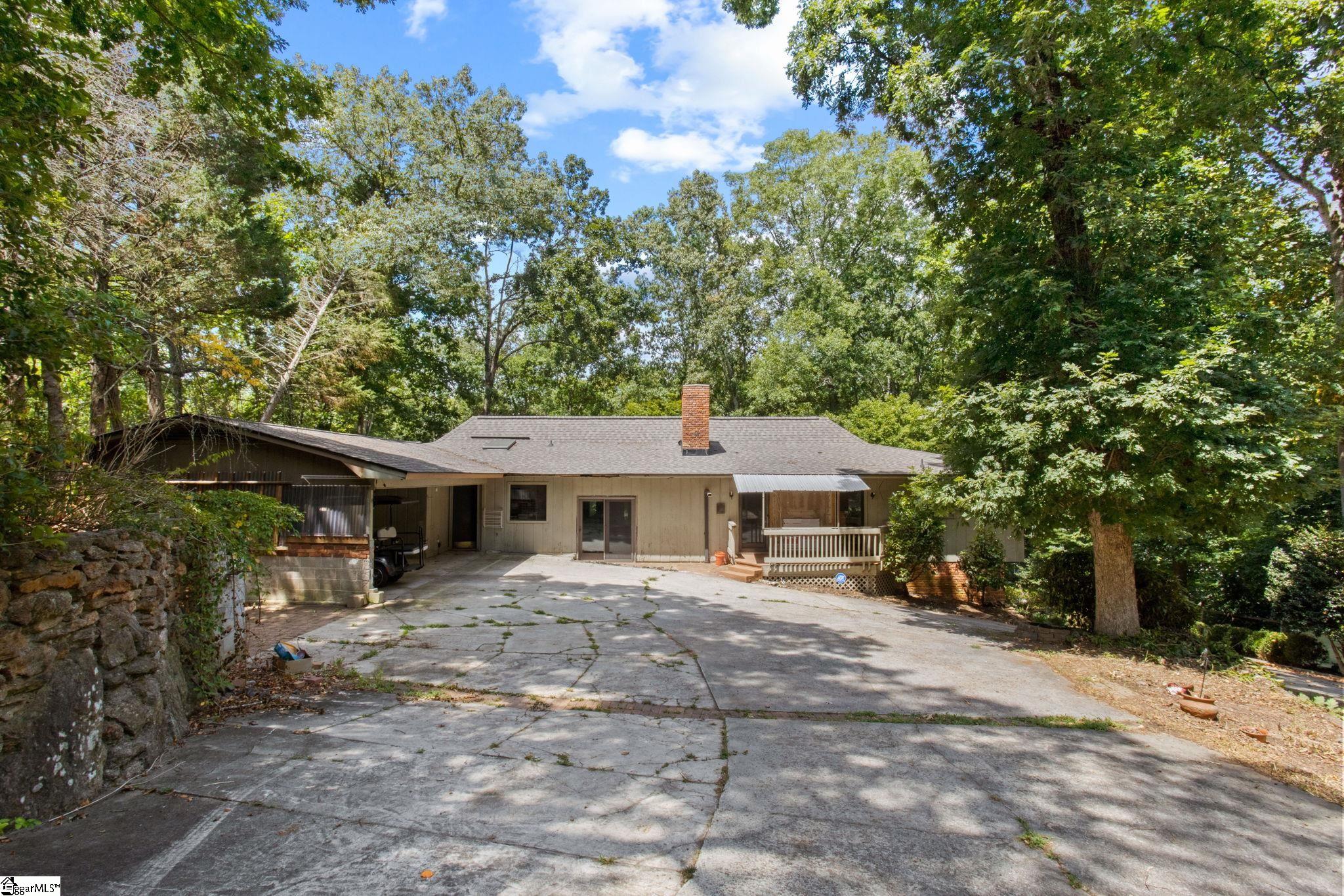 467 Henderson Road