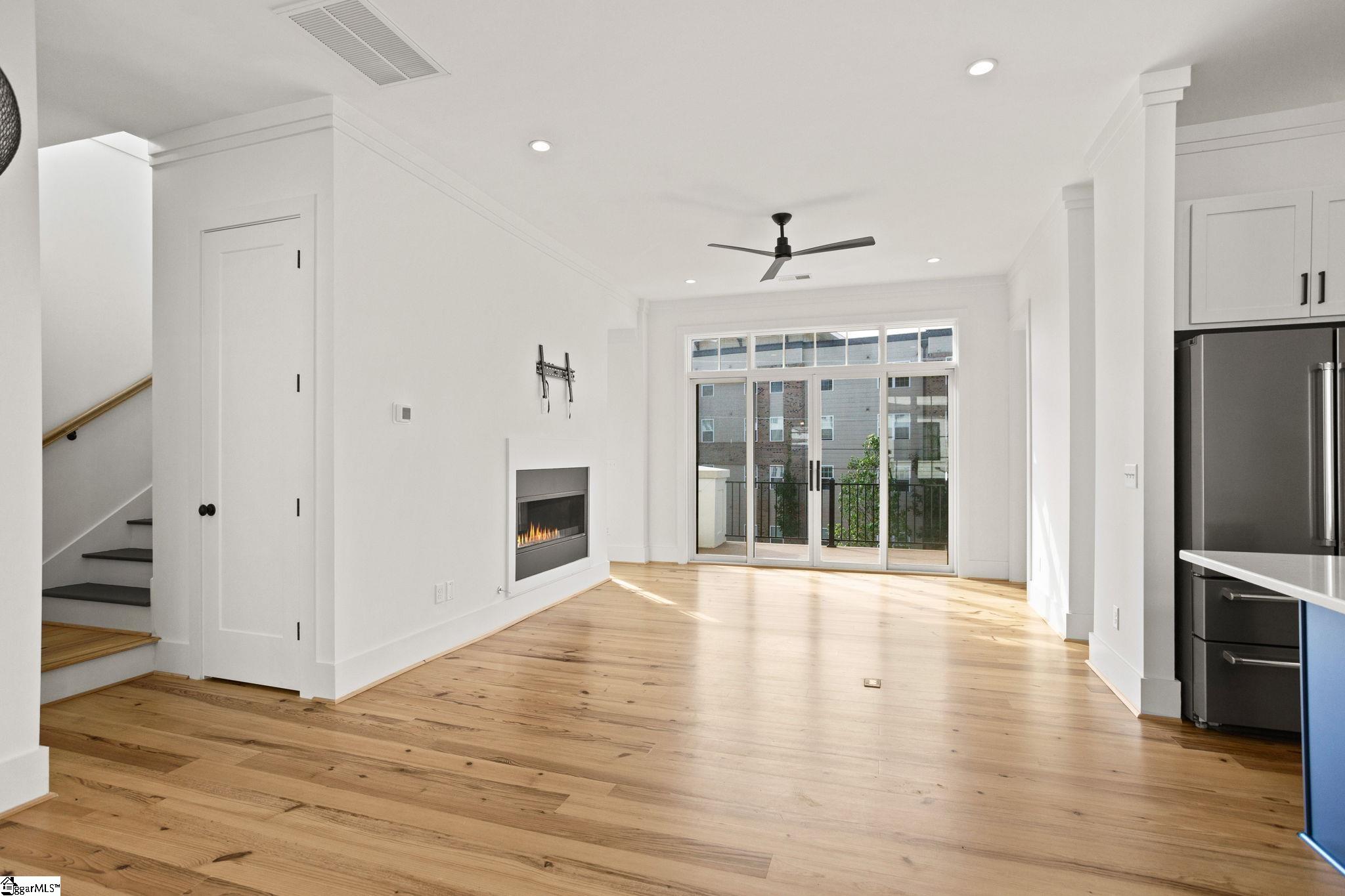 33 Thruston Street