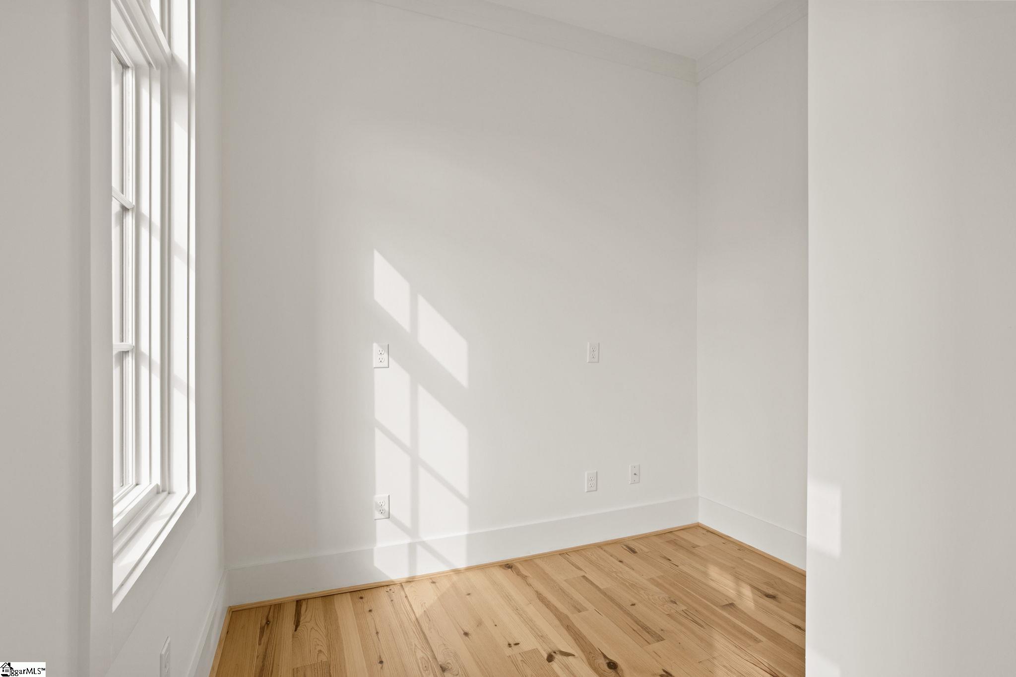 33 Thruston Street