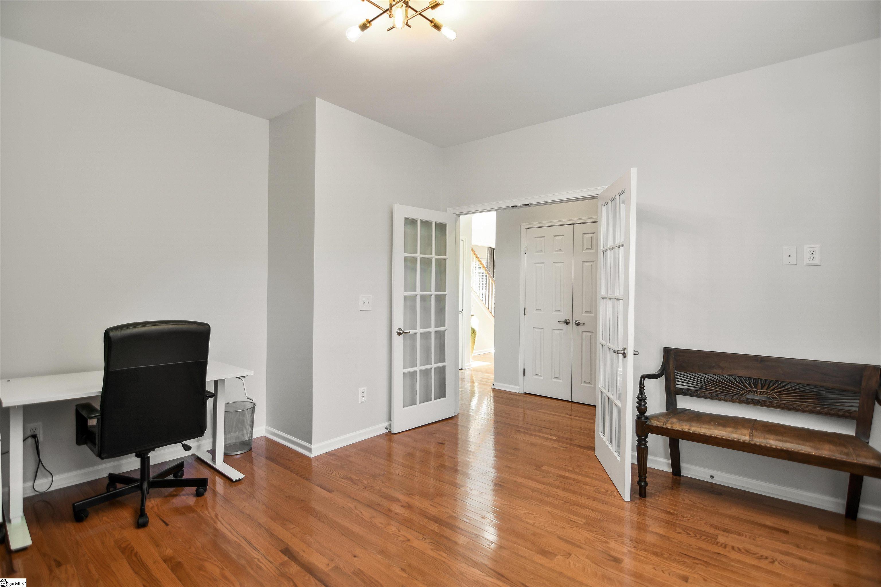 15 Windrush Lane