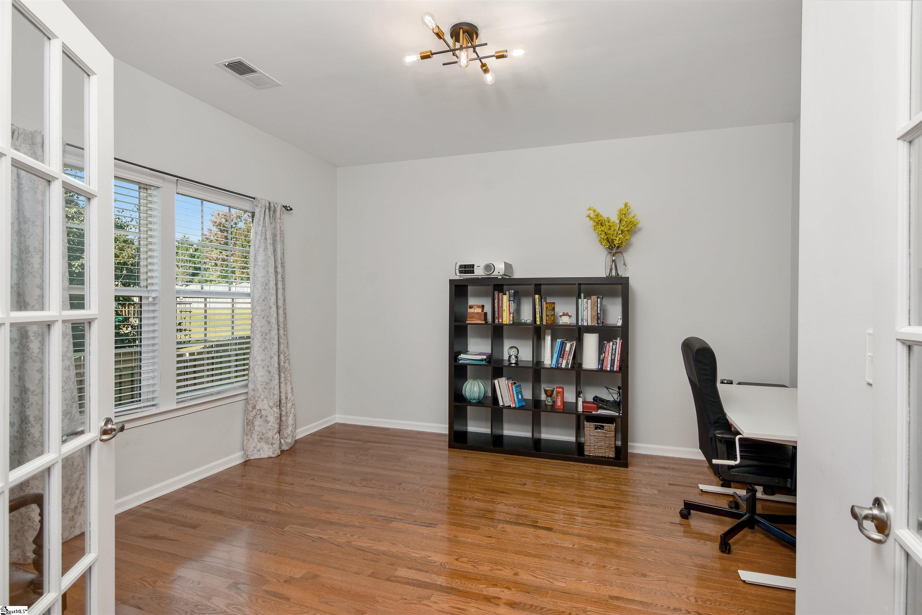 15 Windrush Lane