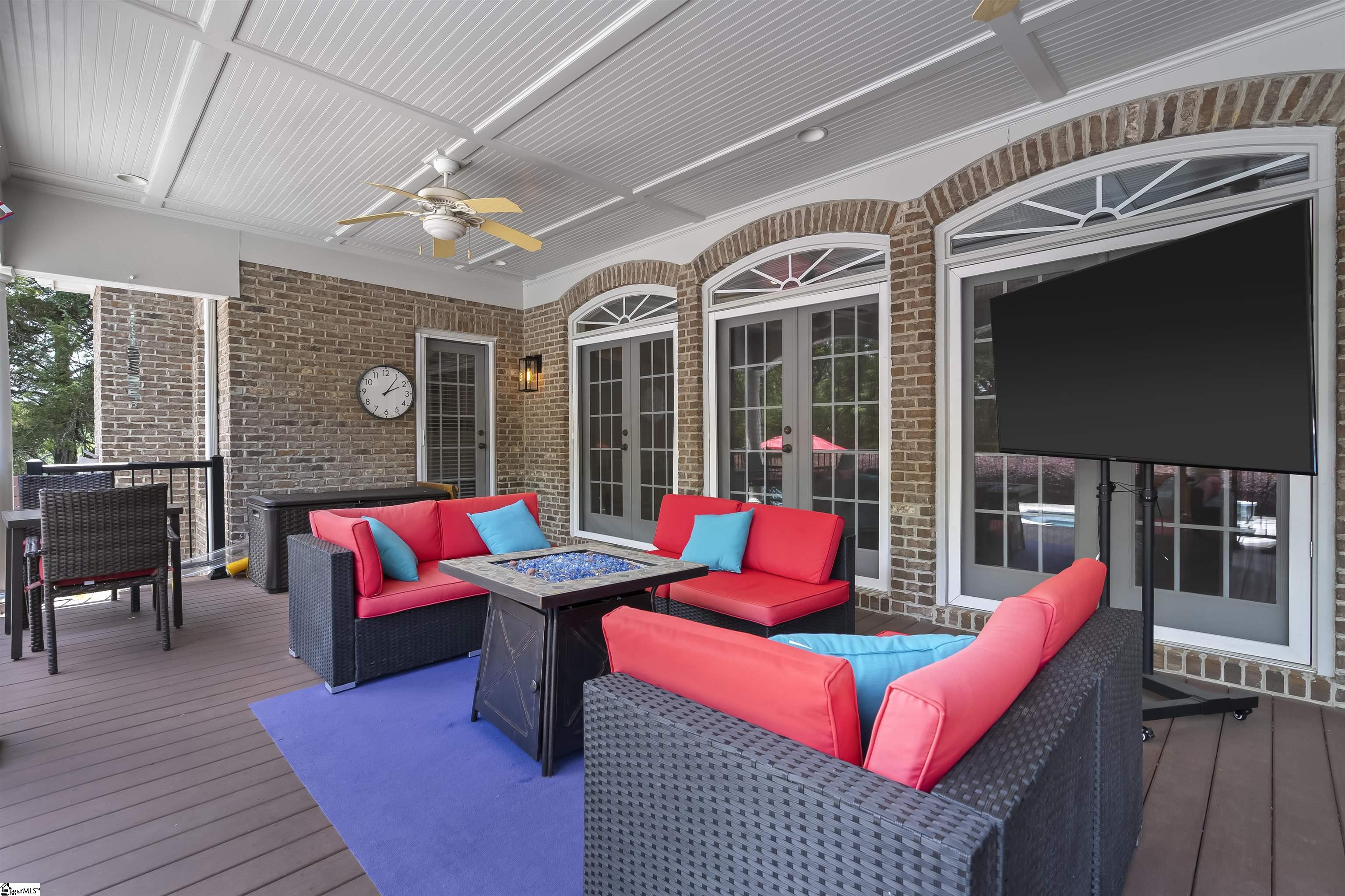 20 Stonebrook Farm Way