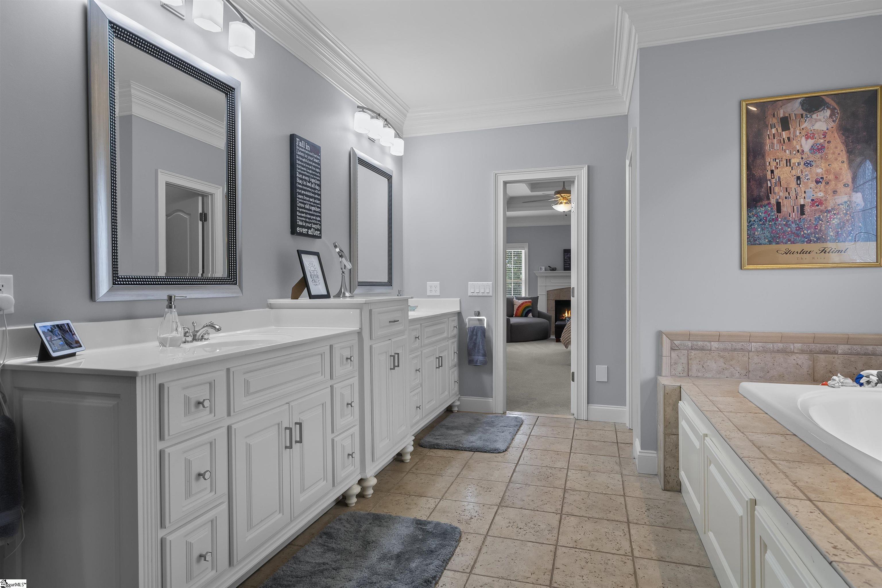 20 Stonebrook Farm Way