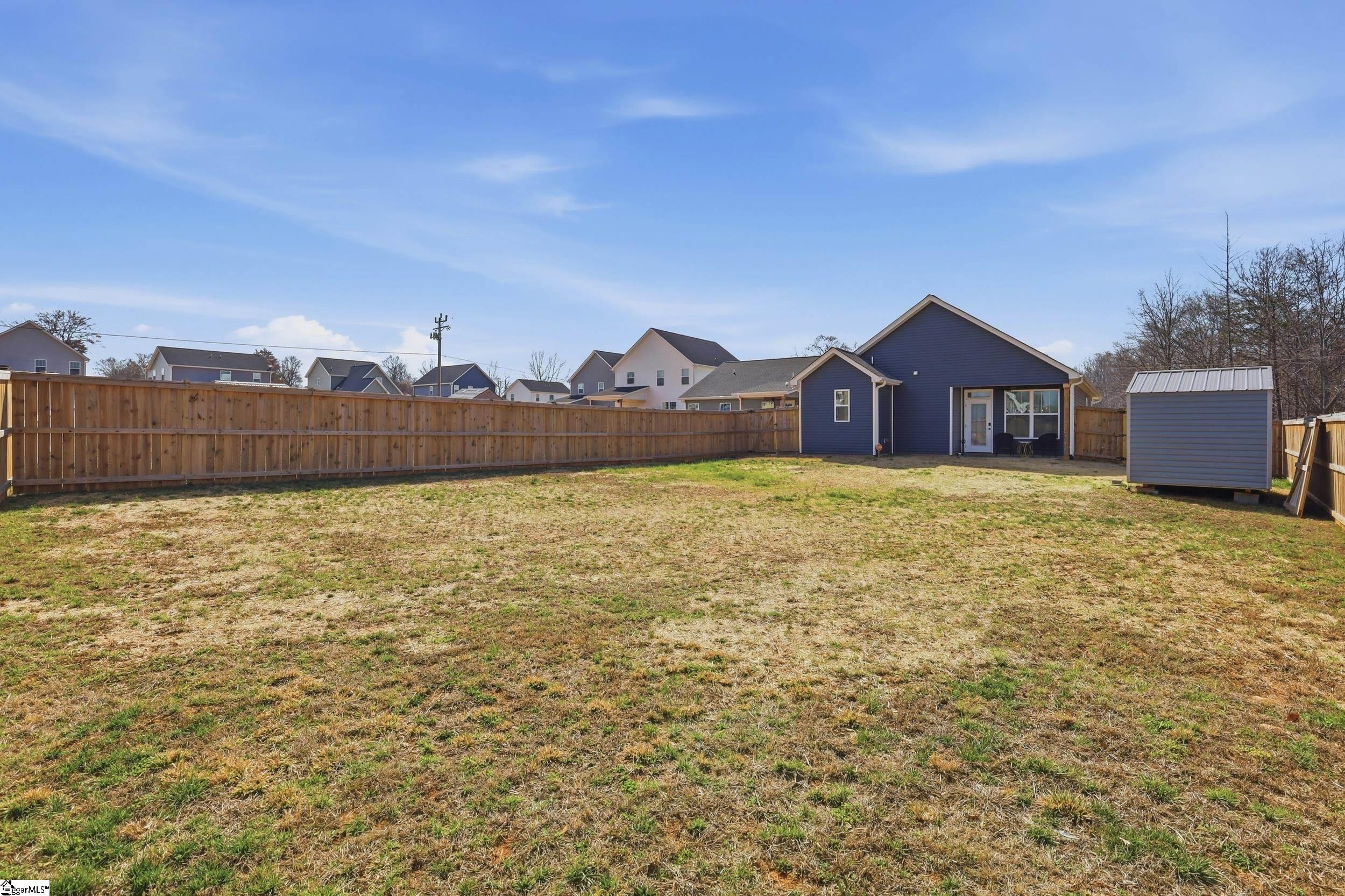 215 Amsterdam Road