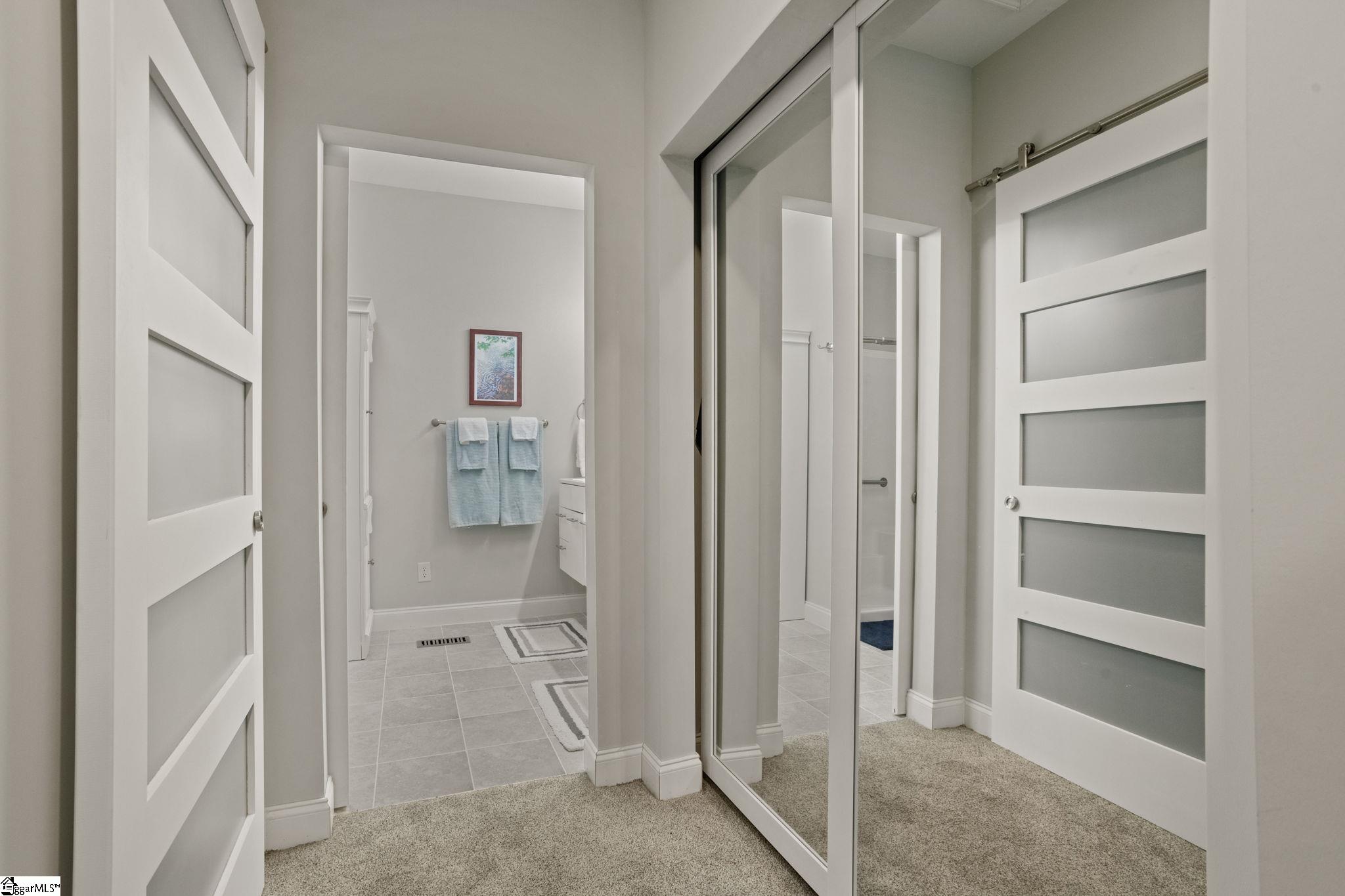 122 Bradley Boulevard