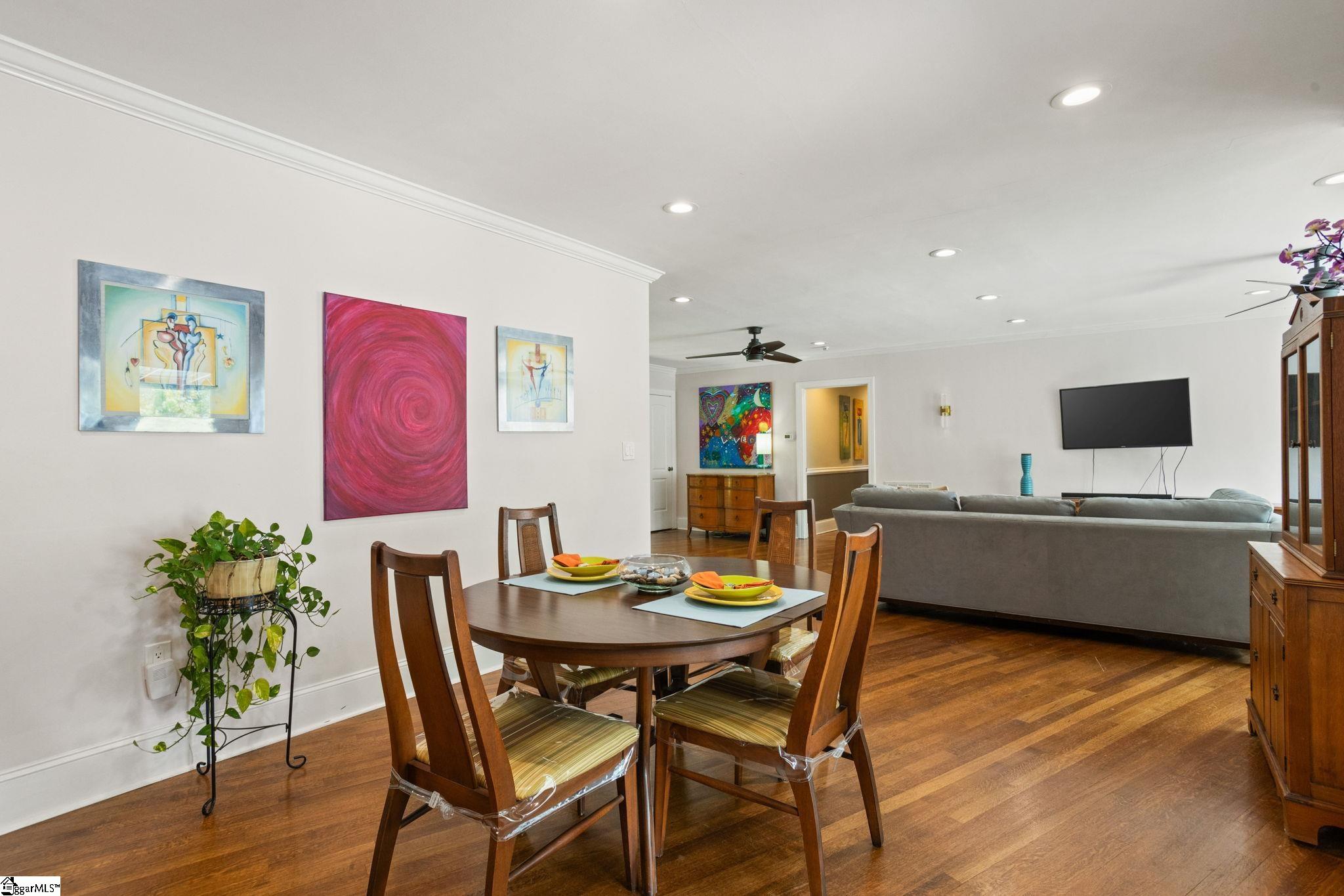 122 Bradley Boulevard