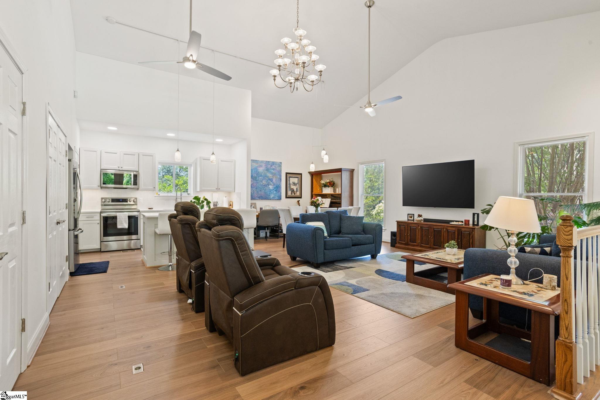 122 Bradley Boulevard