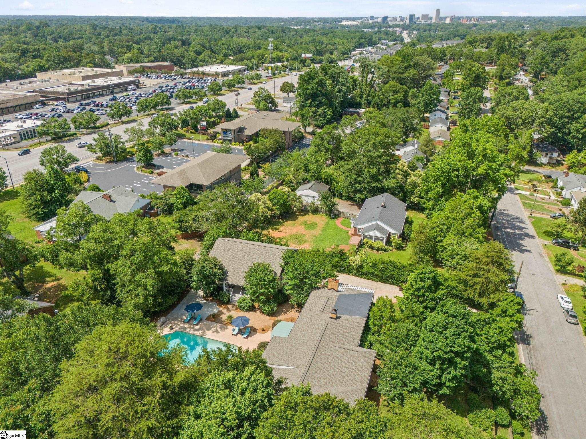 122 Bradley Boulevard