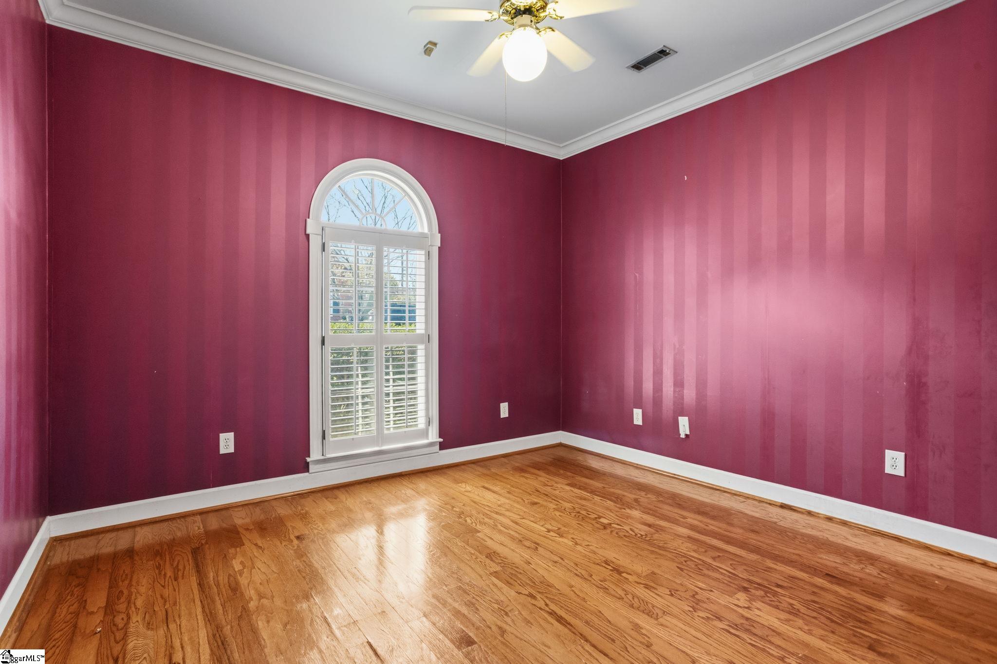 306 Greenview Circle