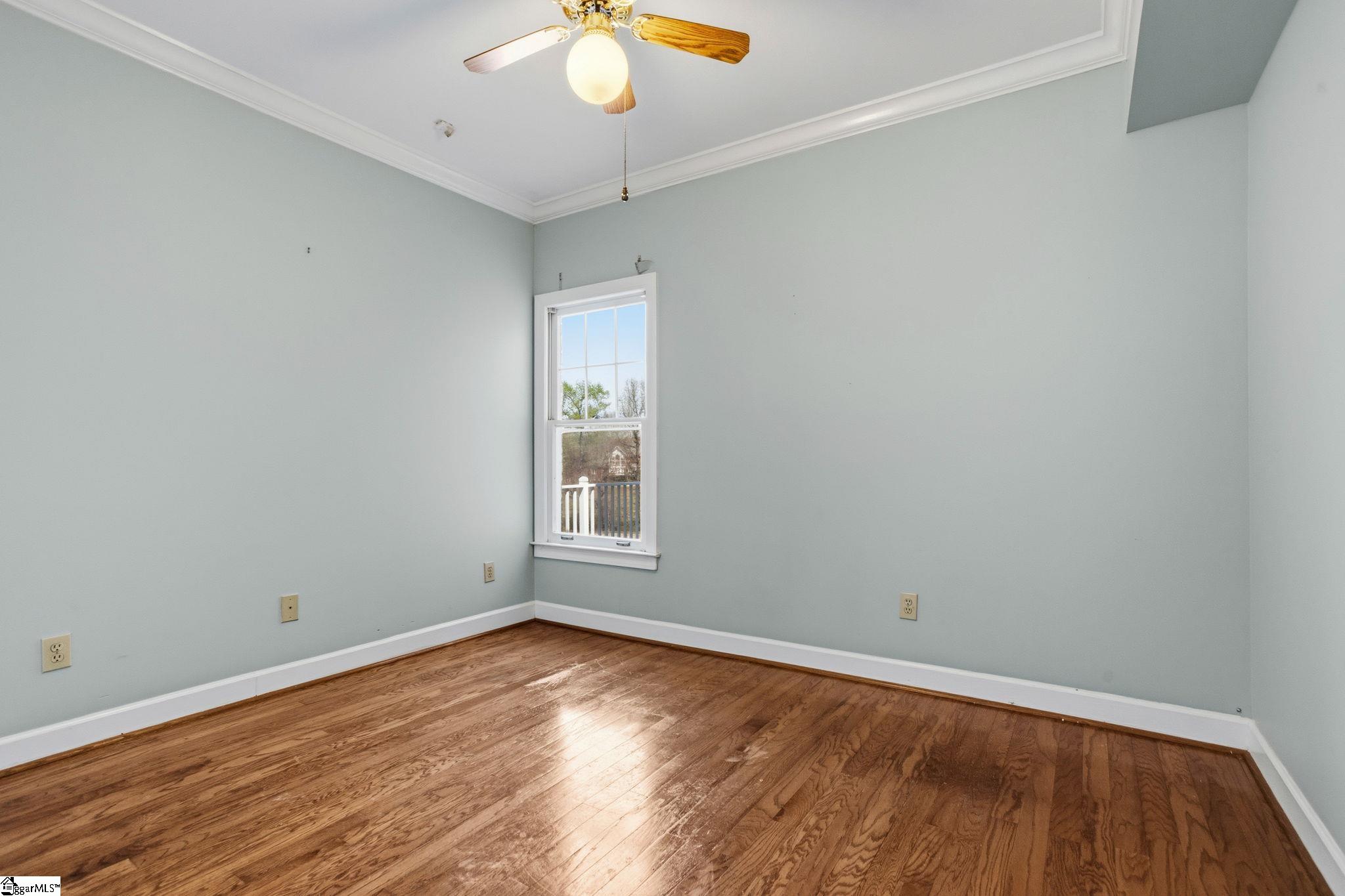 306 Greenview Circle