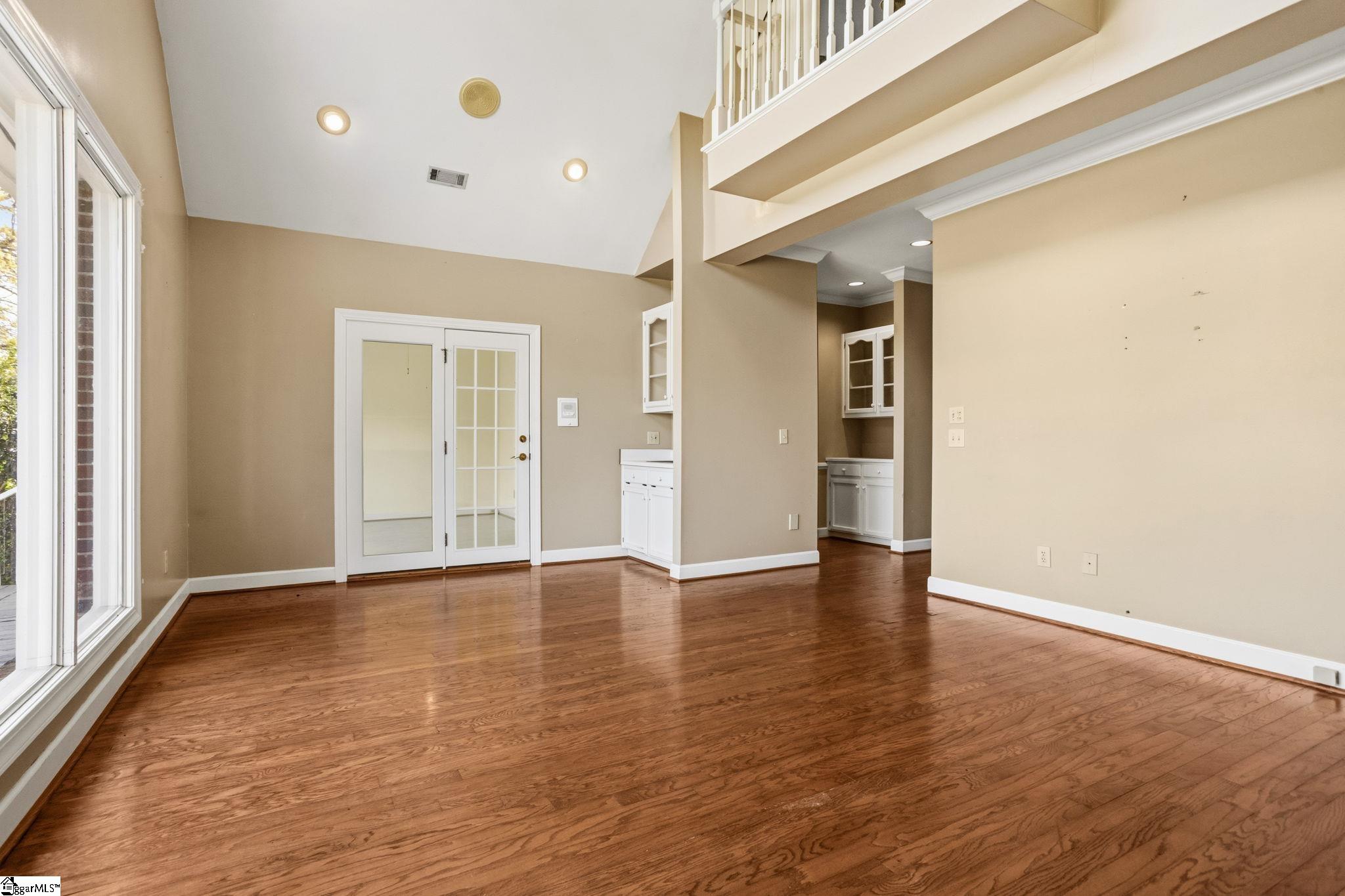 306 Greenview Circle