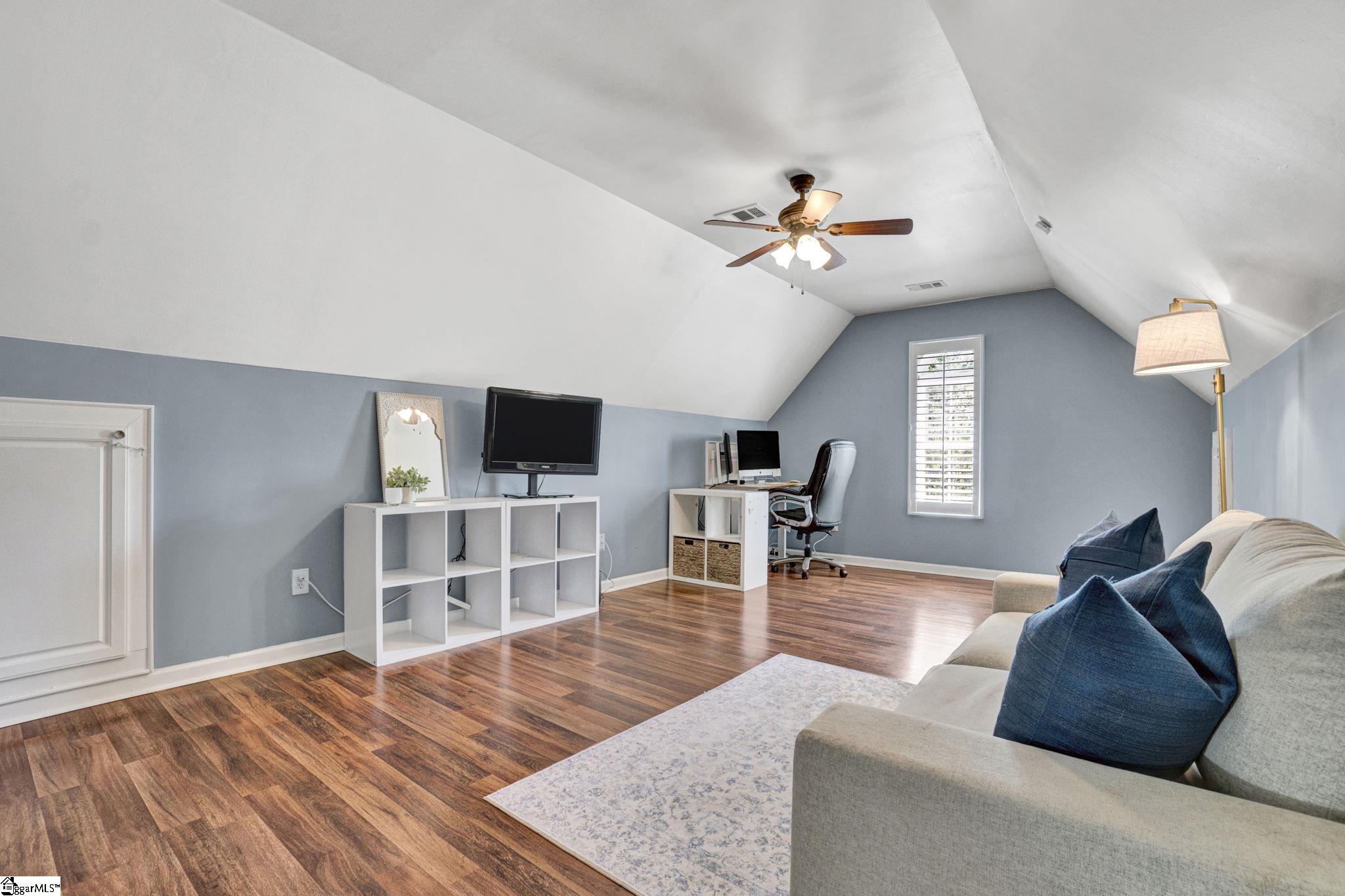 4 Brenleigh Court