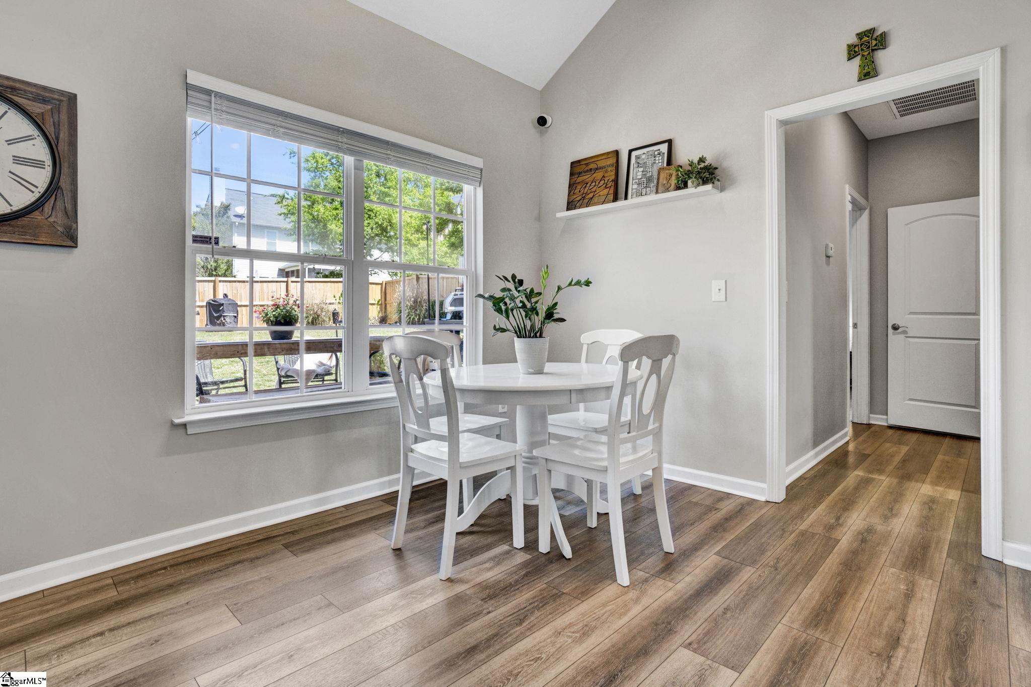 4 Brenleigh Court