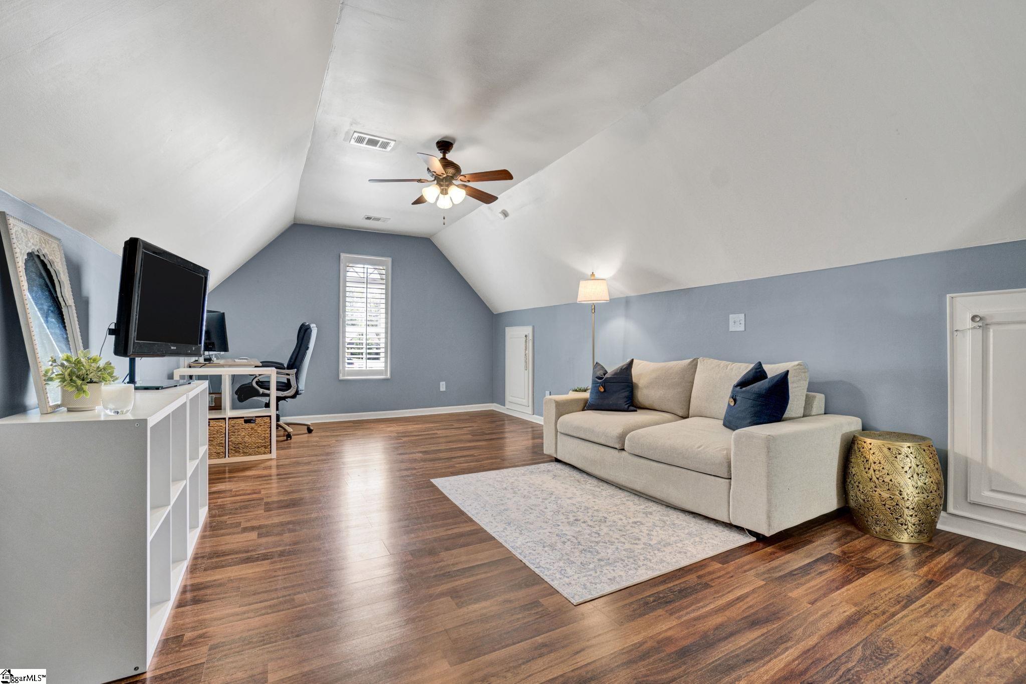 4 Brenleigh Court