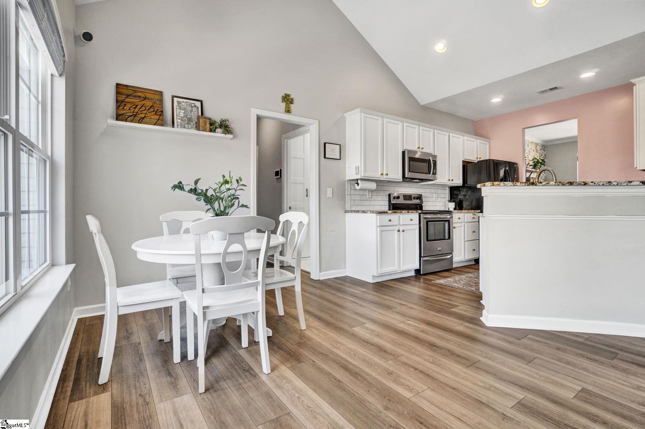4 Brenleigh Court