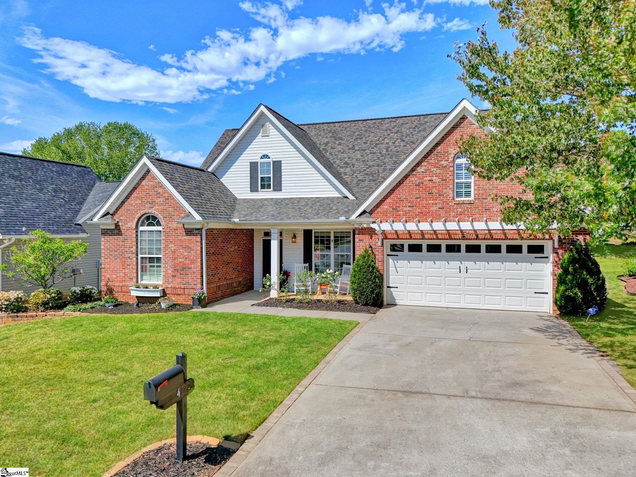 4 Brenleigh Court