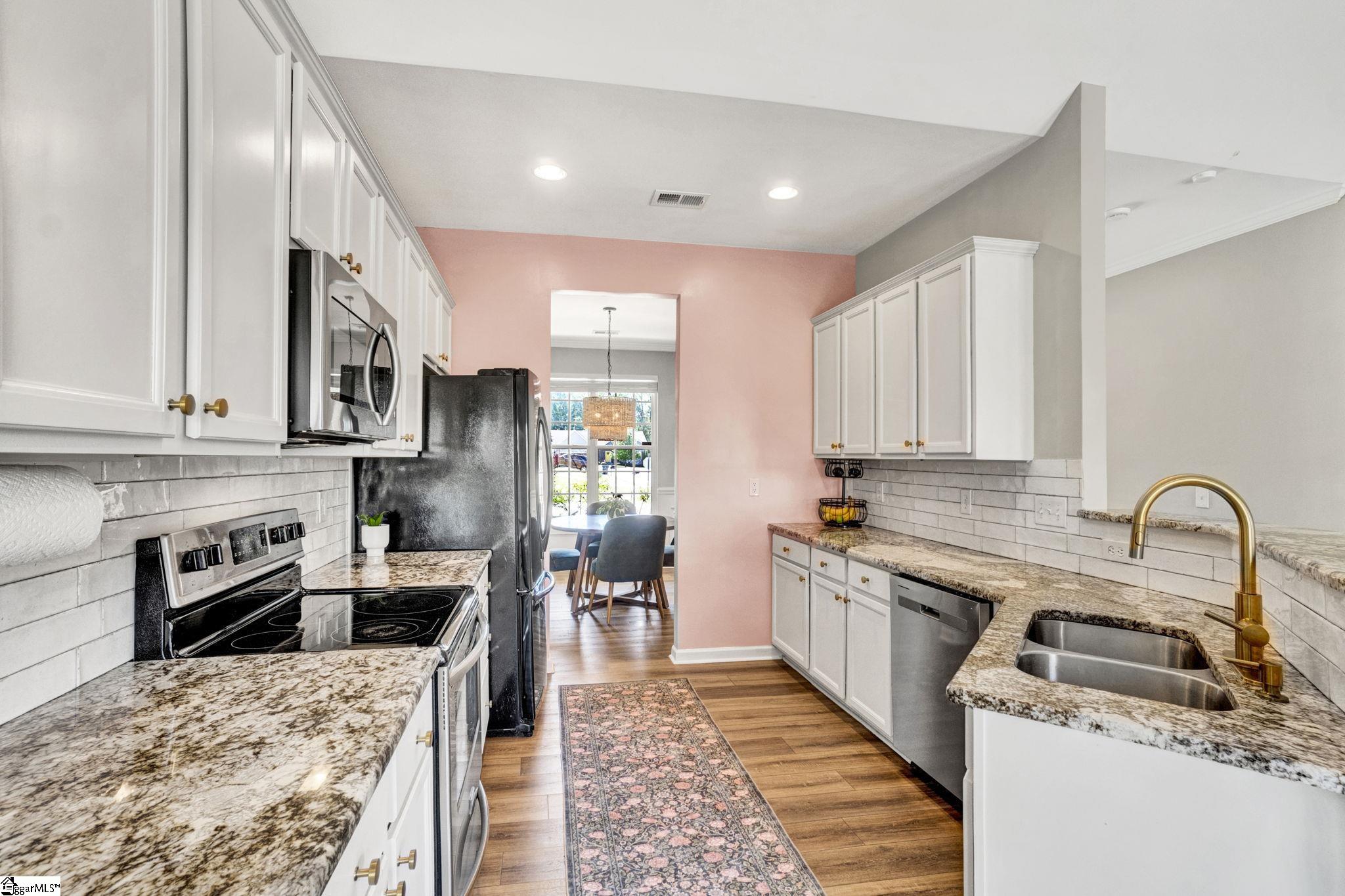 4 Brenleigh Court