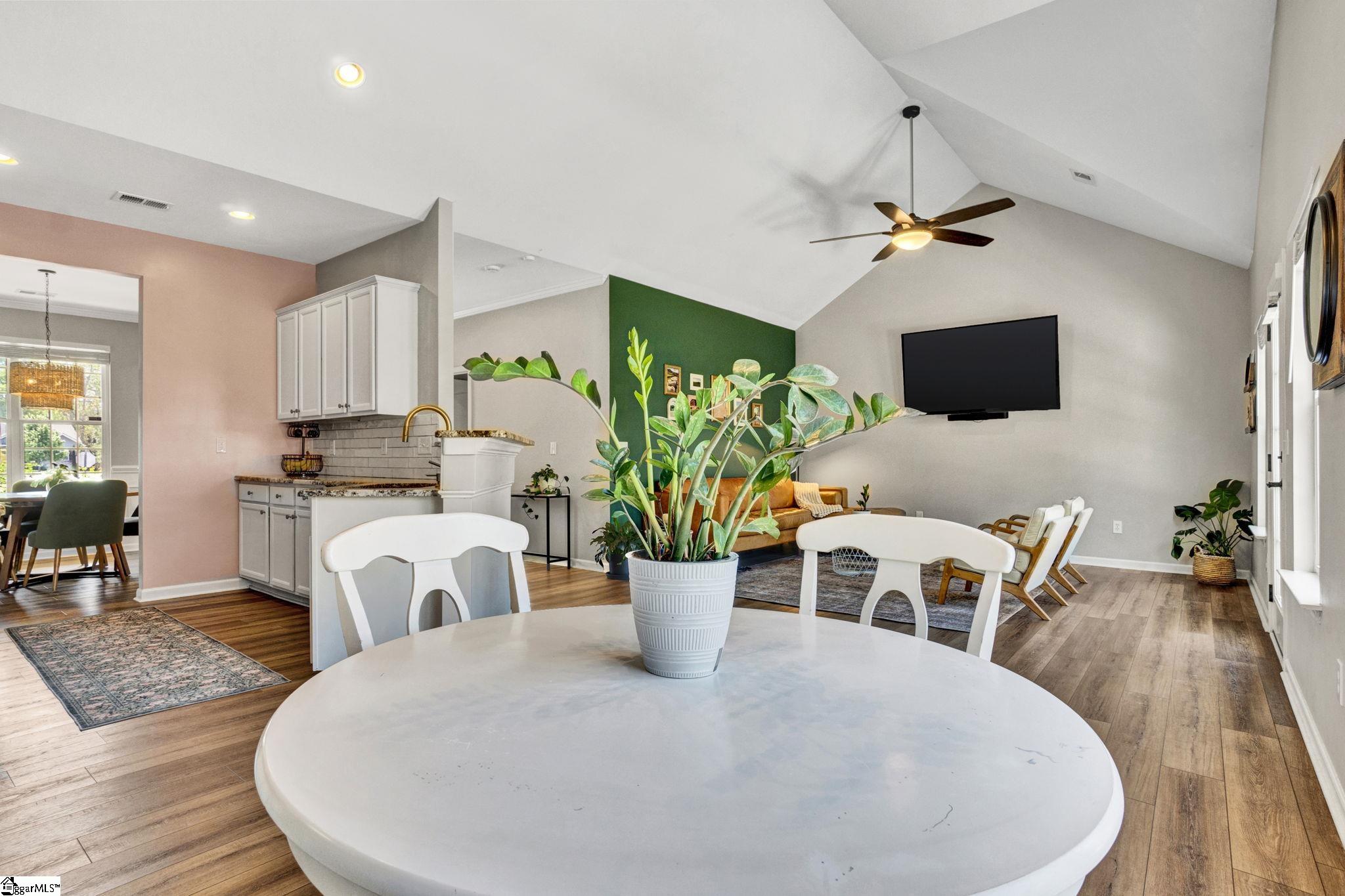 4 Brenleigh Court