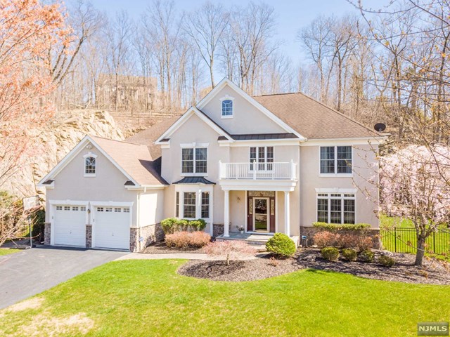 1 Overlook Drive