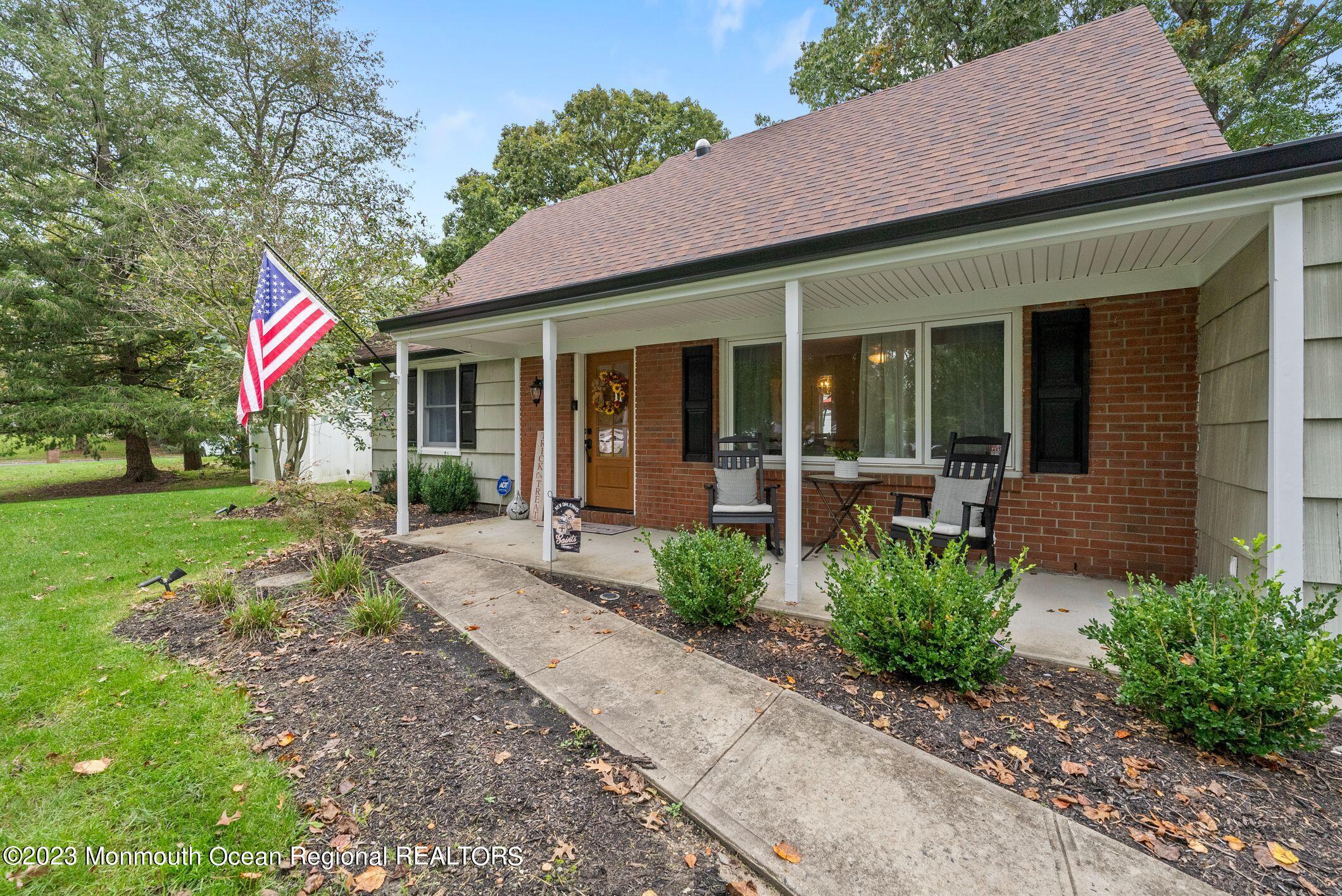 34 Chamber Lane