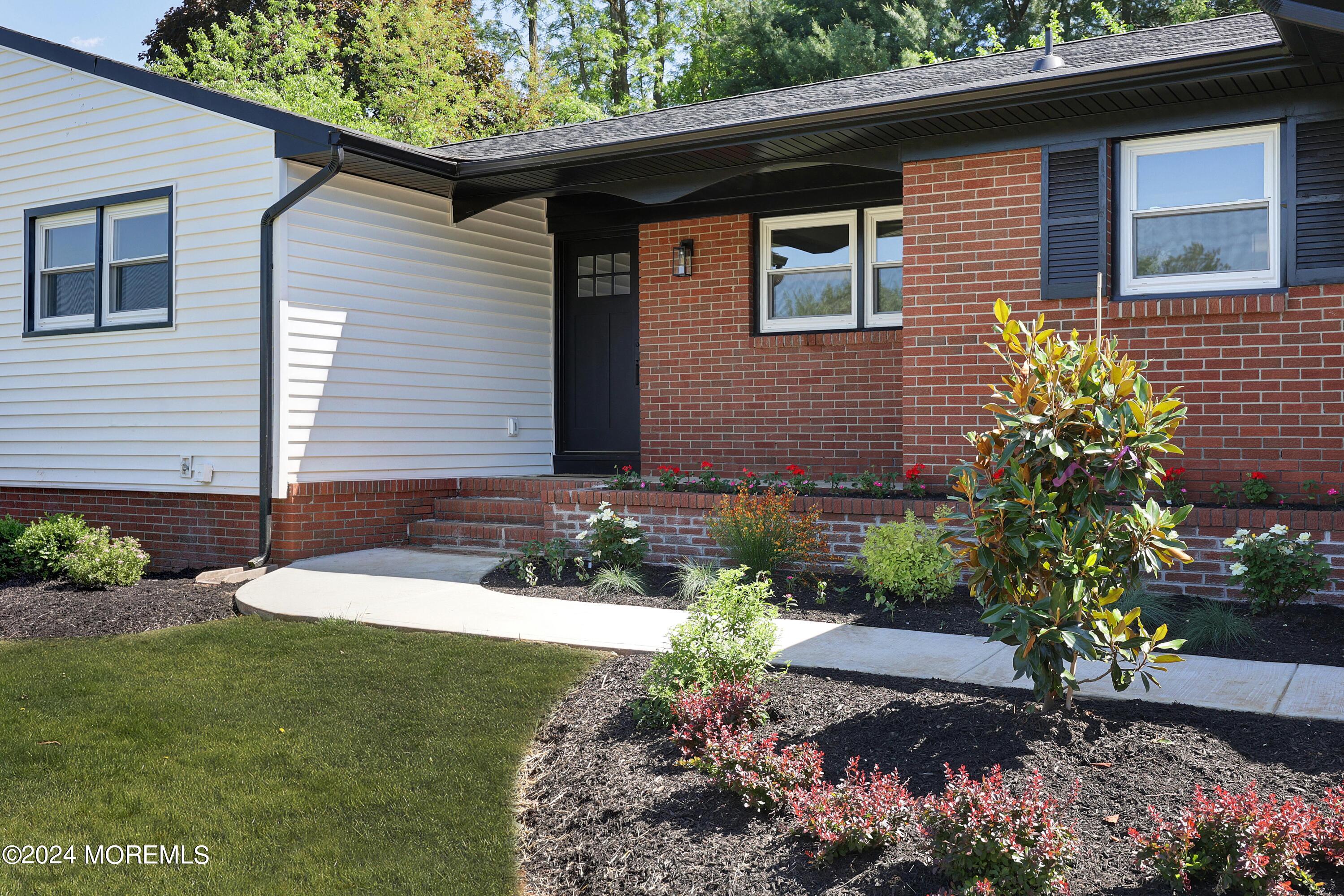 40 Hidden Stream Road