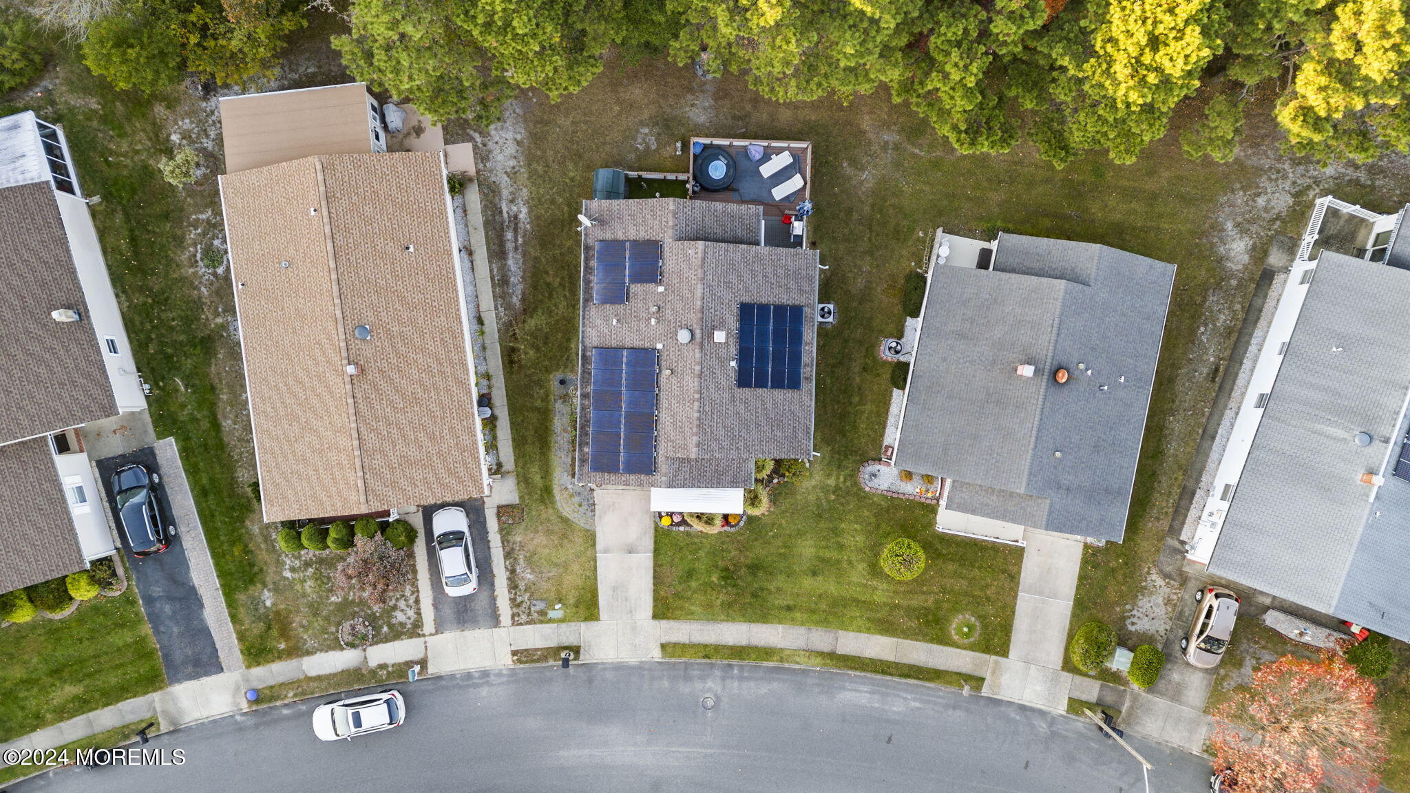 25 Redhook Bay Drive