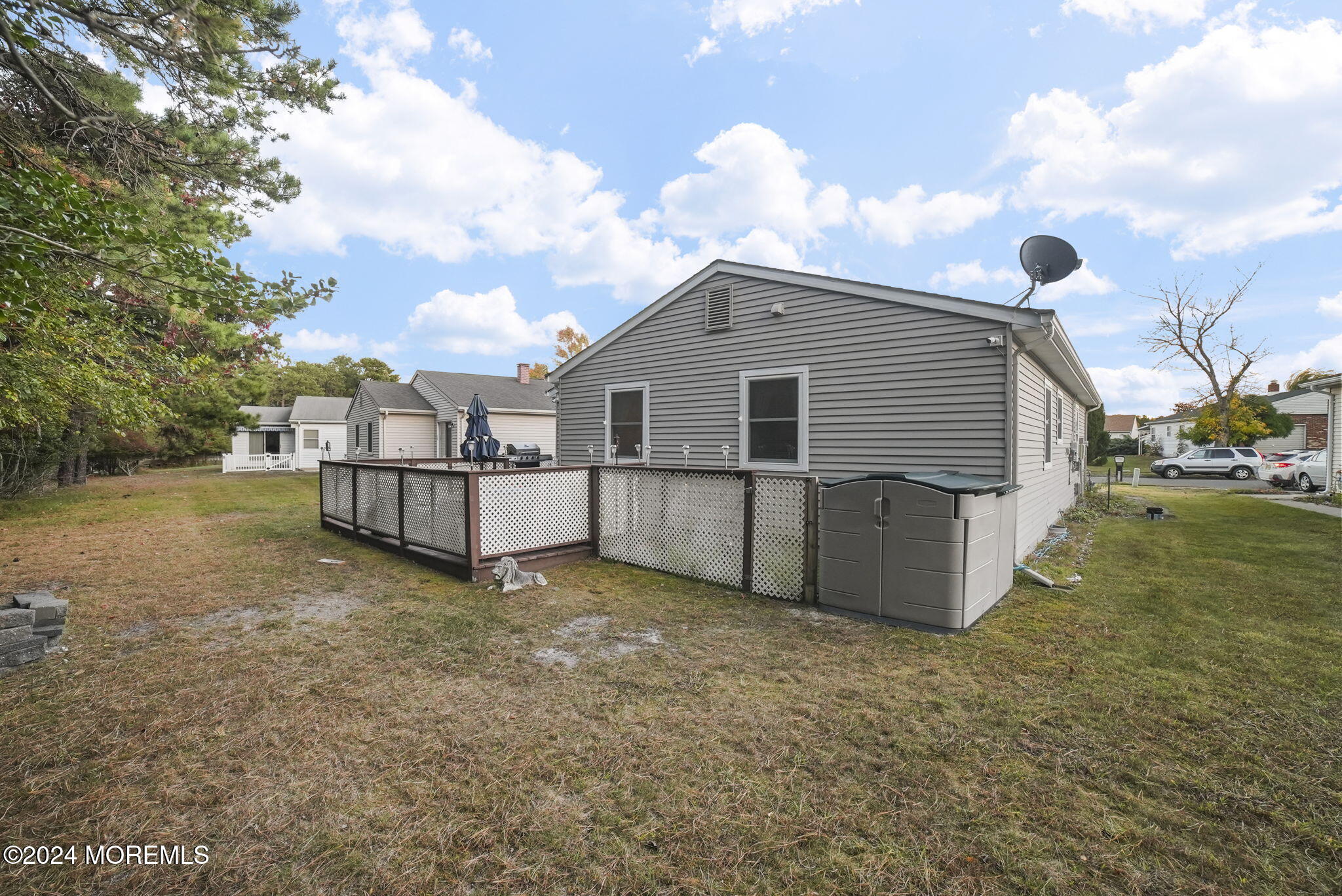 25 Redhook Bay Drive