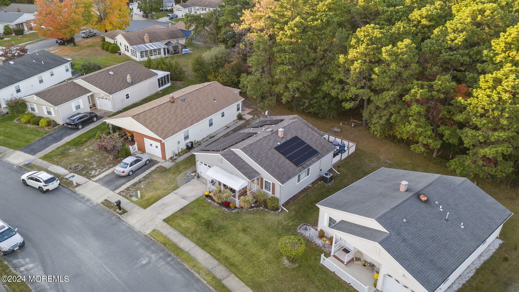 25 Redhook Bay Drive
