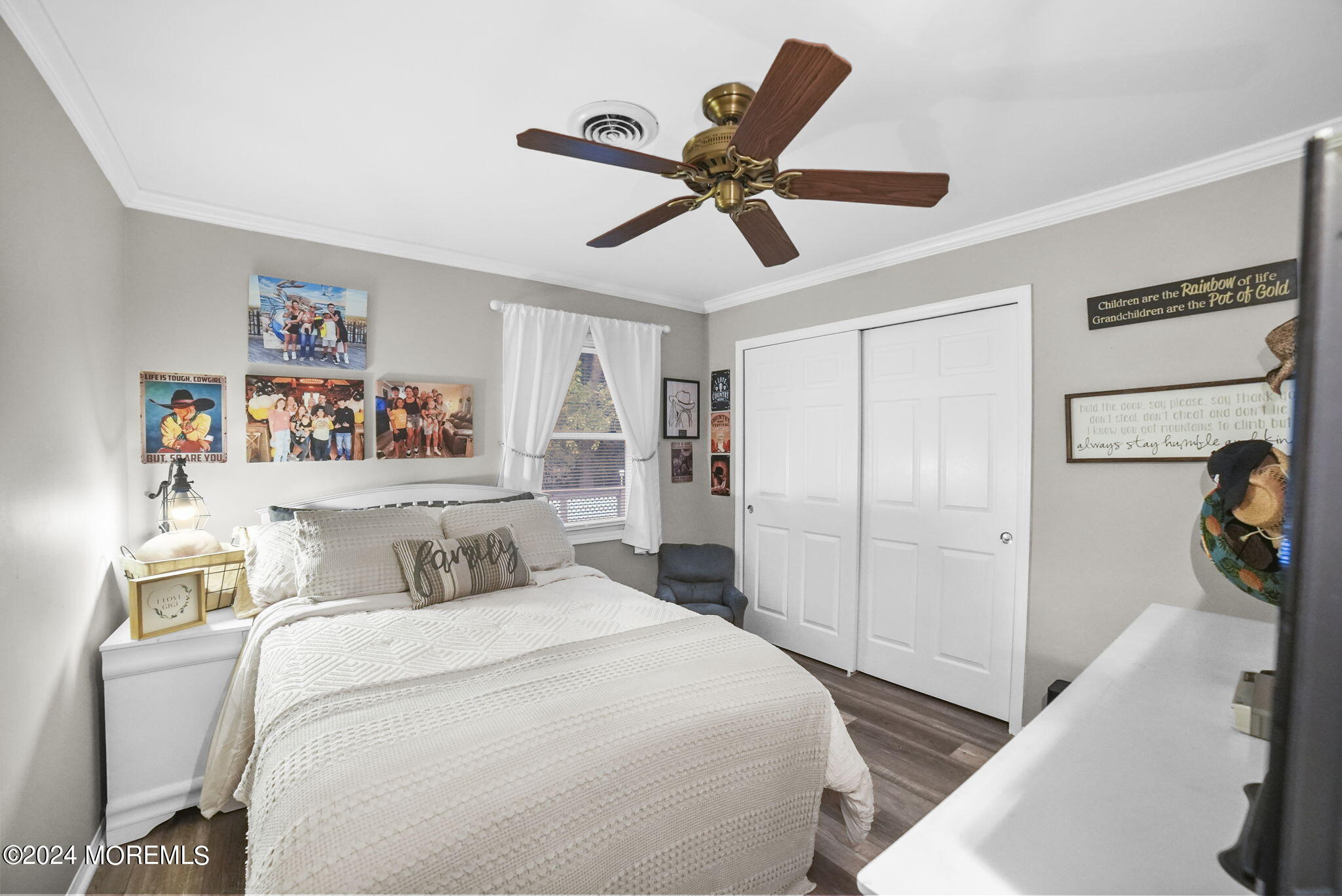 25 Redhook Bay Drive