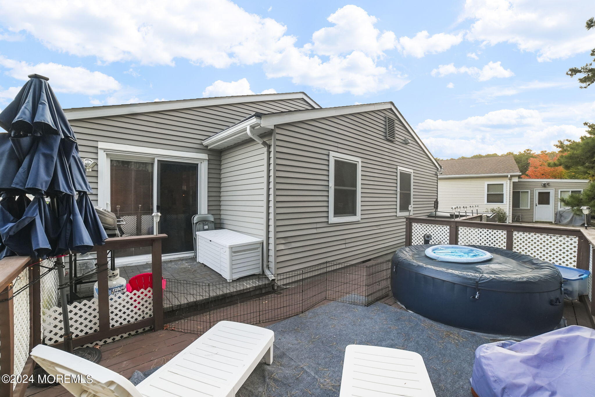 25 Redhook Bay Drive