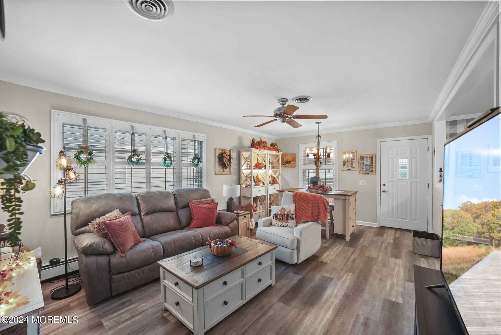 25 Redhook Bay Drive
