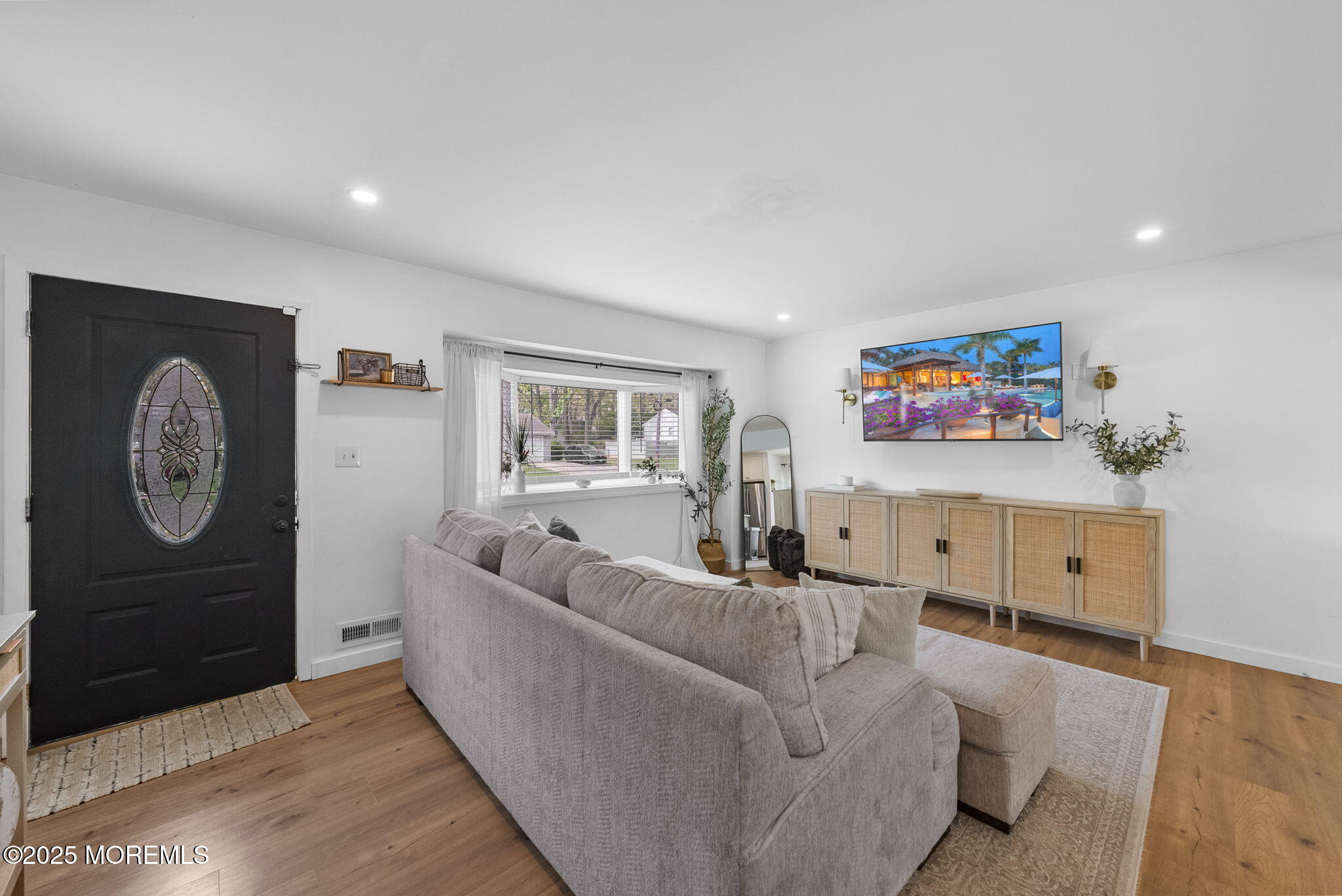 113 Darien Road